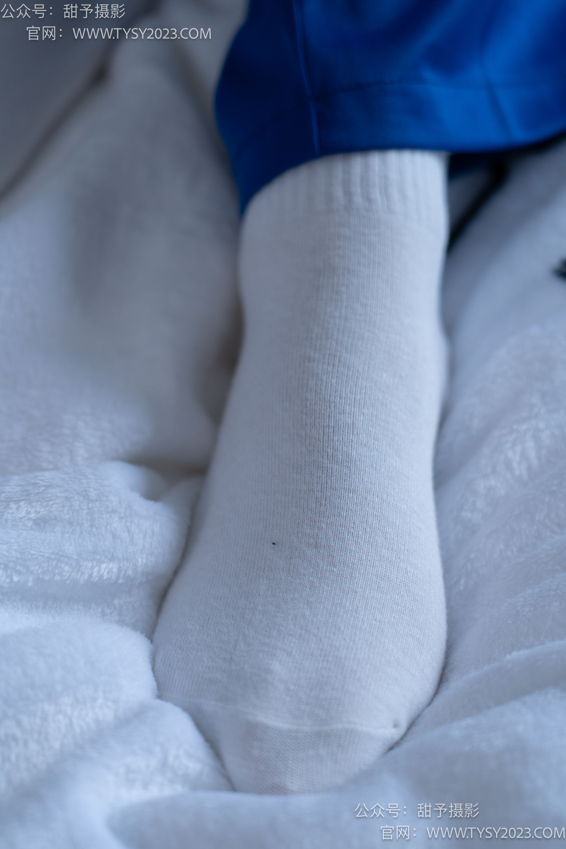 甜予摄影 No.098 璇璇 -校服、板鞋、白棉袜、肉丝（脚尖加固款）/(135P)