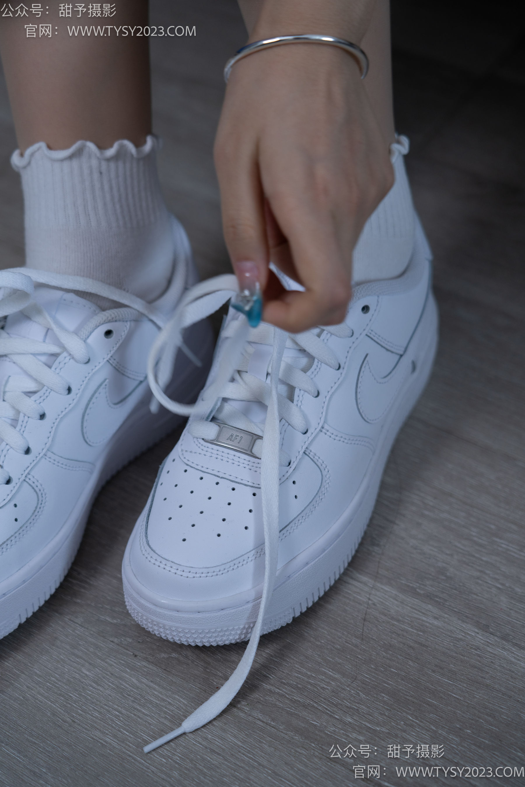 甜予摄影 No.098 璇璇 -校服、板鞋、白棉袜、肉丝（脚尖加固款）/(135P)