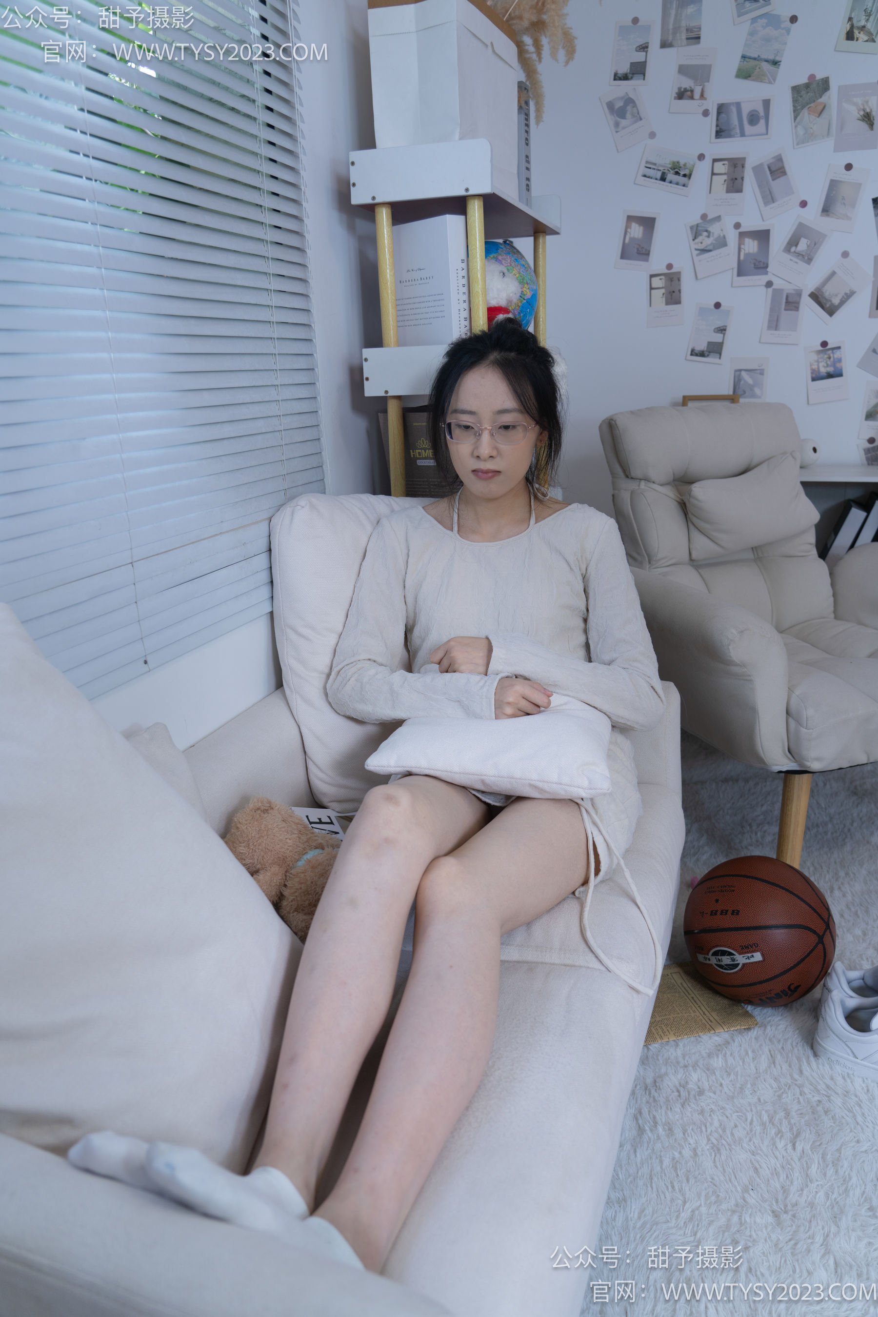 甜予摄影 No.087 静静 -板鞋、白棉袜、裸足/(106P)