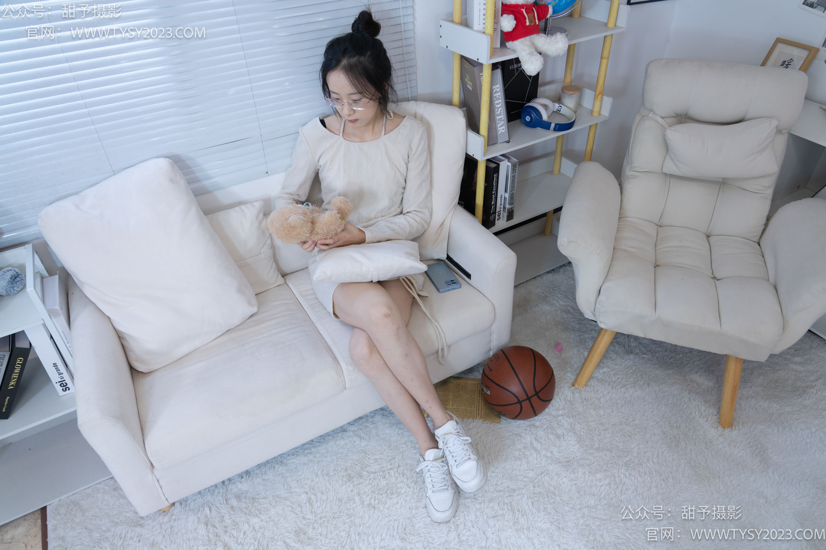 甜予摄影 No.087 静静 -板鞋、白棉袜、裸足/(106P)