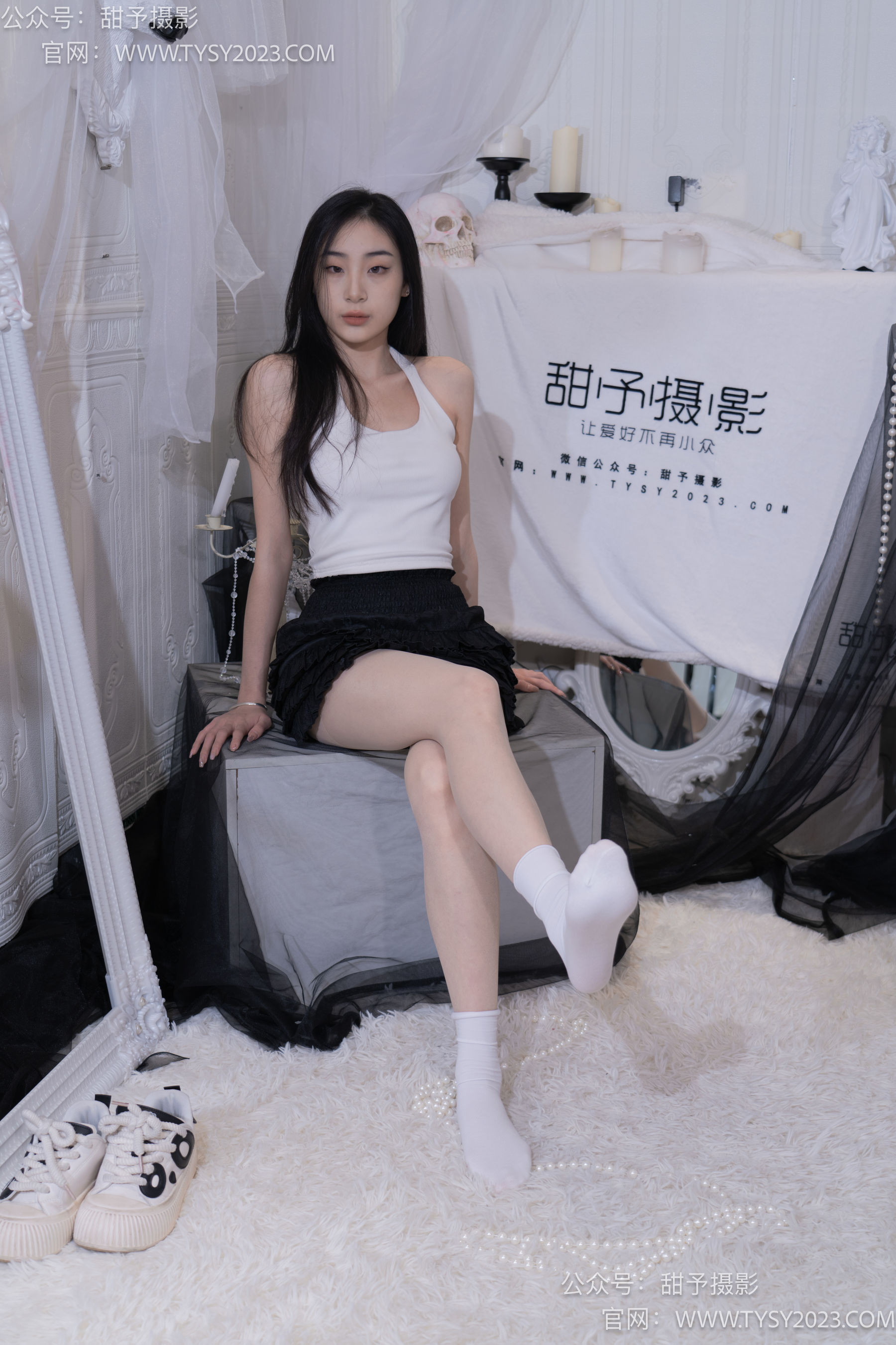 甜予摄影 No.076 小狸 -帆布鞋、白棉袜、肉丝（脚尖加固款）/(126P)
