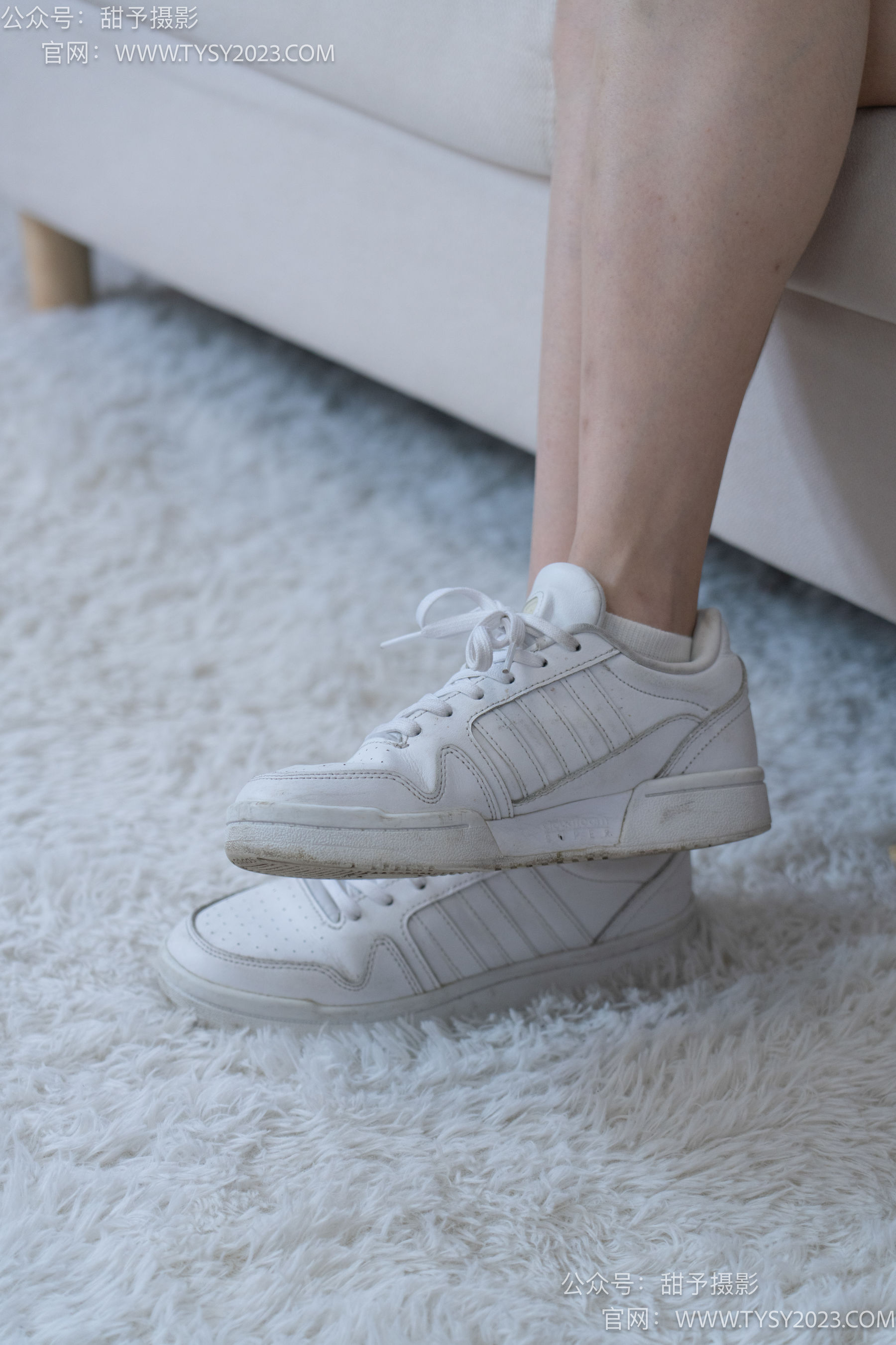 甜予摄影 No.087 静静 -板鞋、白棉袜、裸足/(106P)
