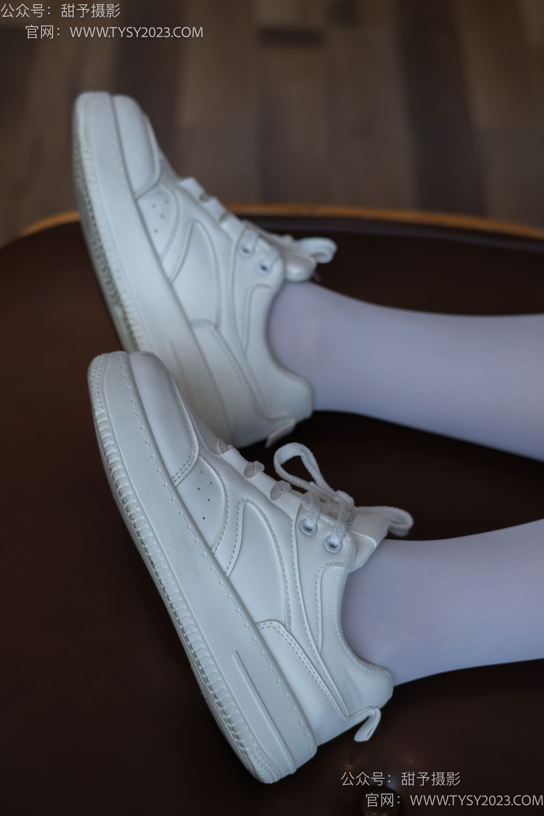 甜予摄影 No.089 璇璇 -板鞋、厚白丝/(136P)