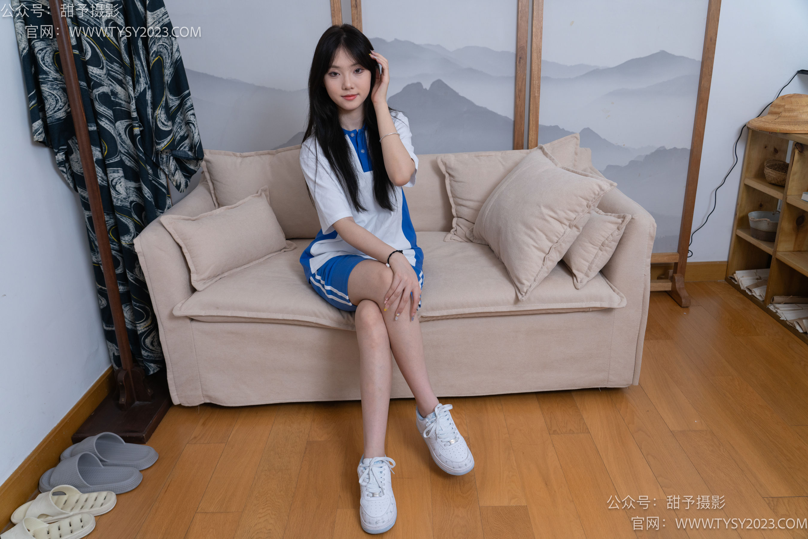 甜予摄影 No.080 璇璇 -校服、板鞋、裸足、光脚踩小西红柿葡萄的剧情/(128P)