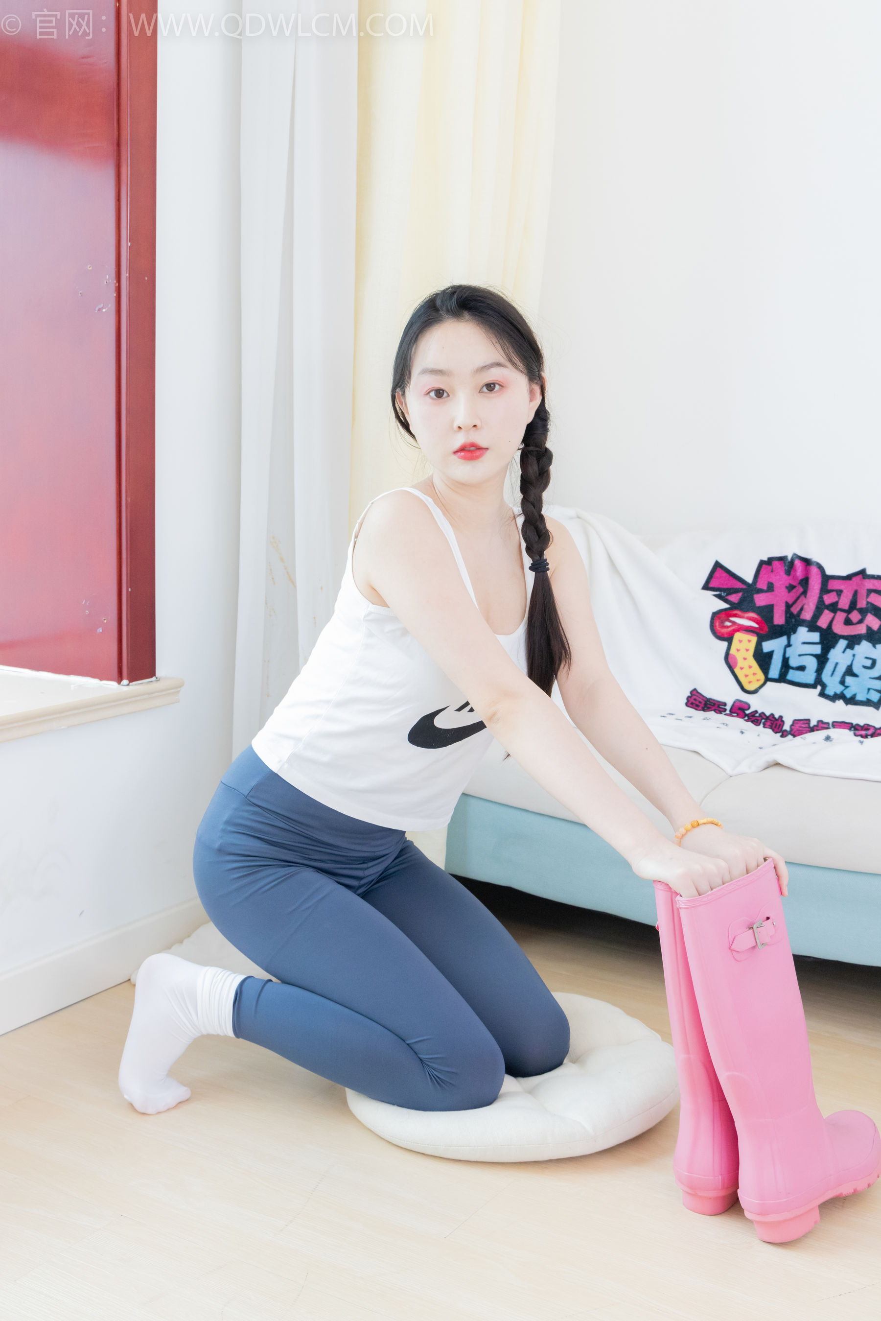 物恋传媒 No.2175 美兔 -一缕夕阳/(210P)