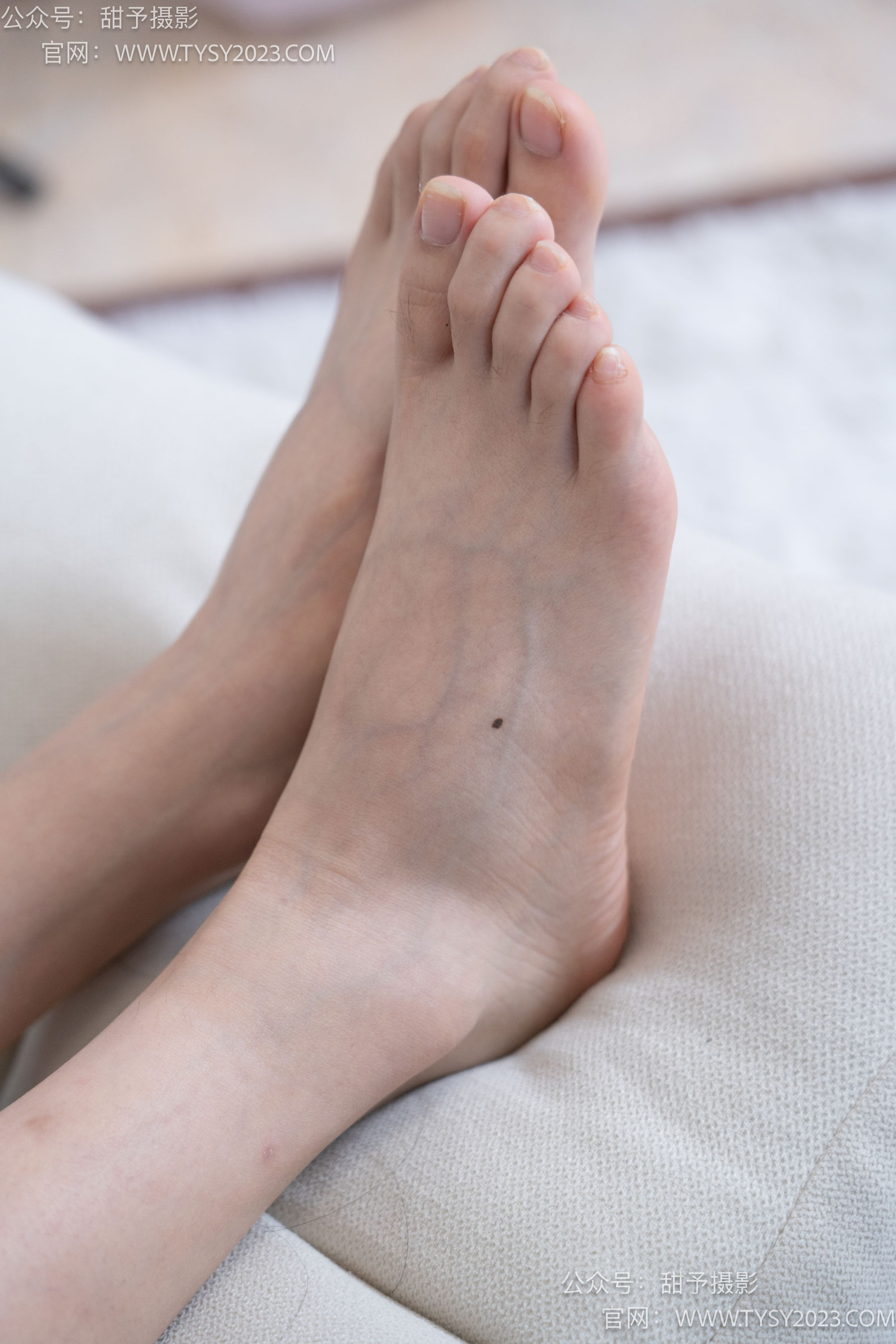 甜予摄影 No.087 静静 -板鞋、白棉袜、裸足/(106P)