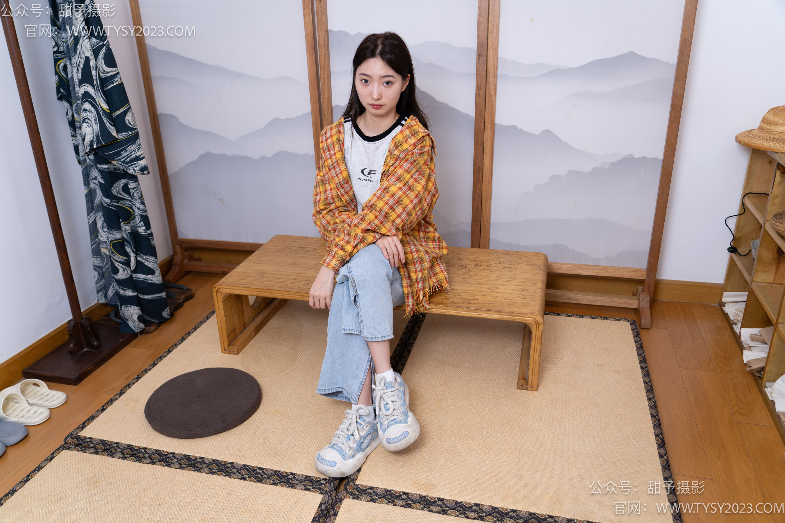 甜予摄影 No.078 雪梨 -帆布鞋、白棉袜、裸足/(140P)