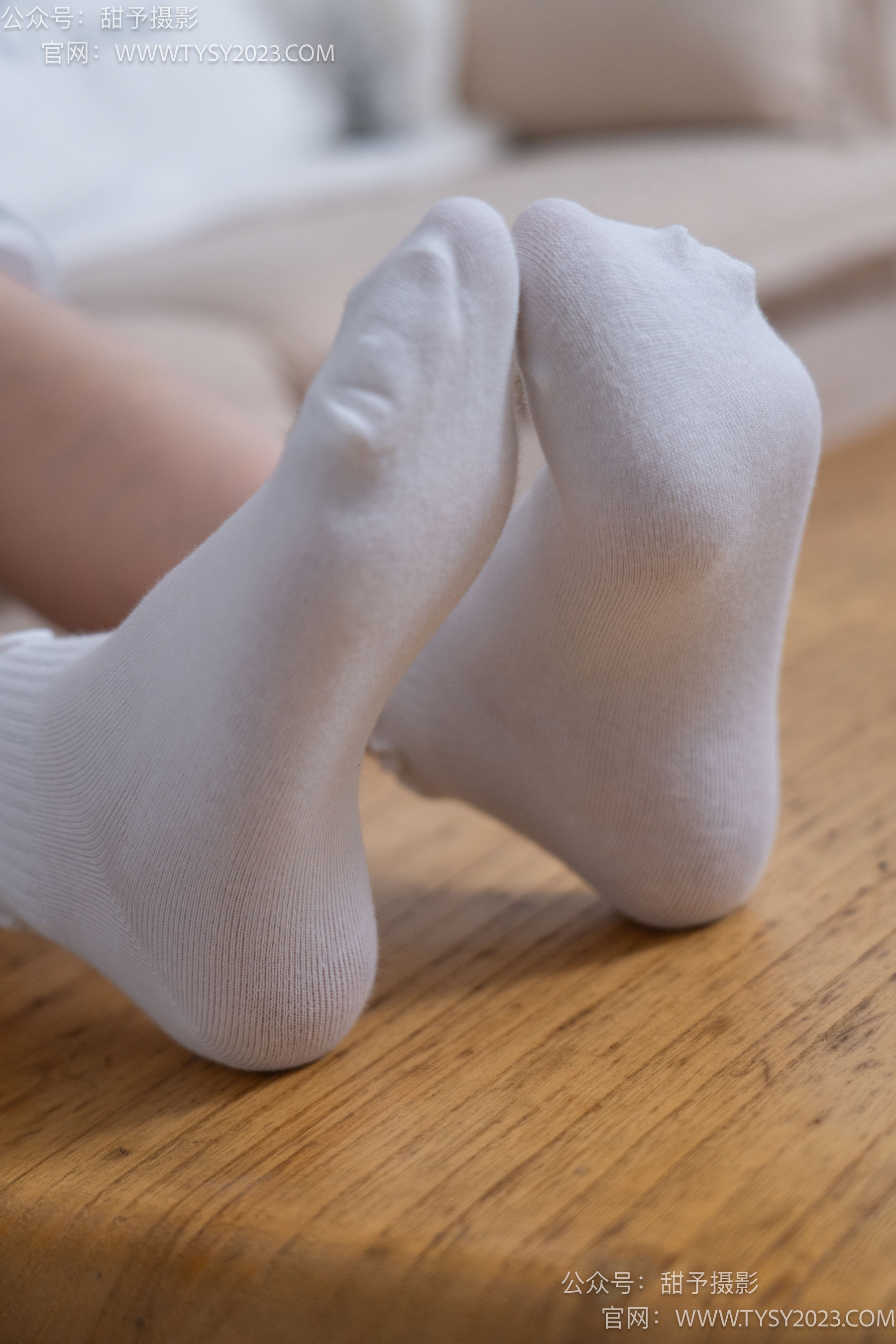 甜予摄影 No.083 璇璇 -运动鞋、白棉袜、裸足/(133P)