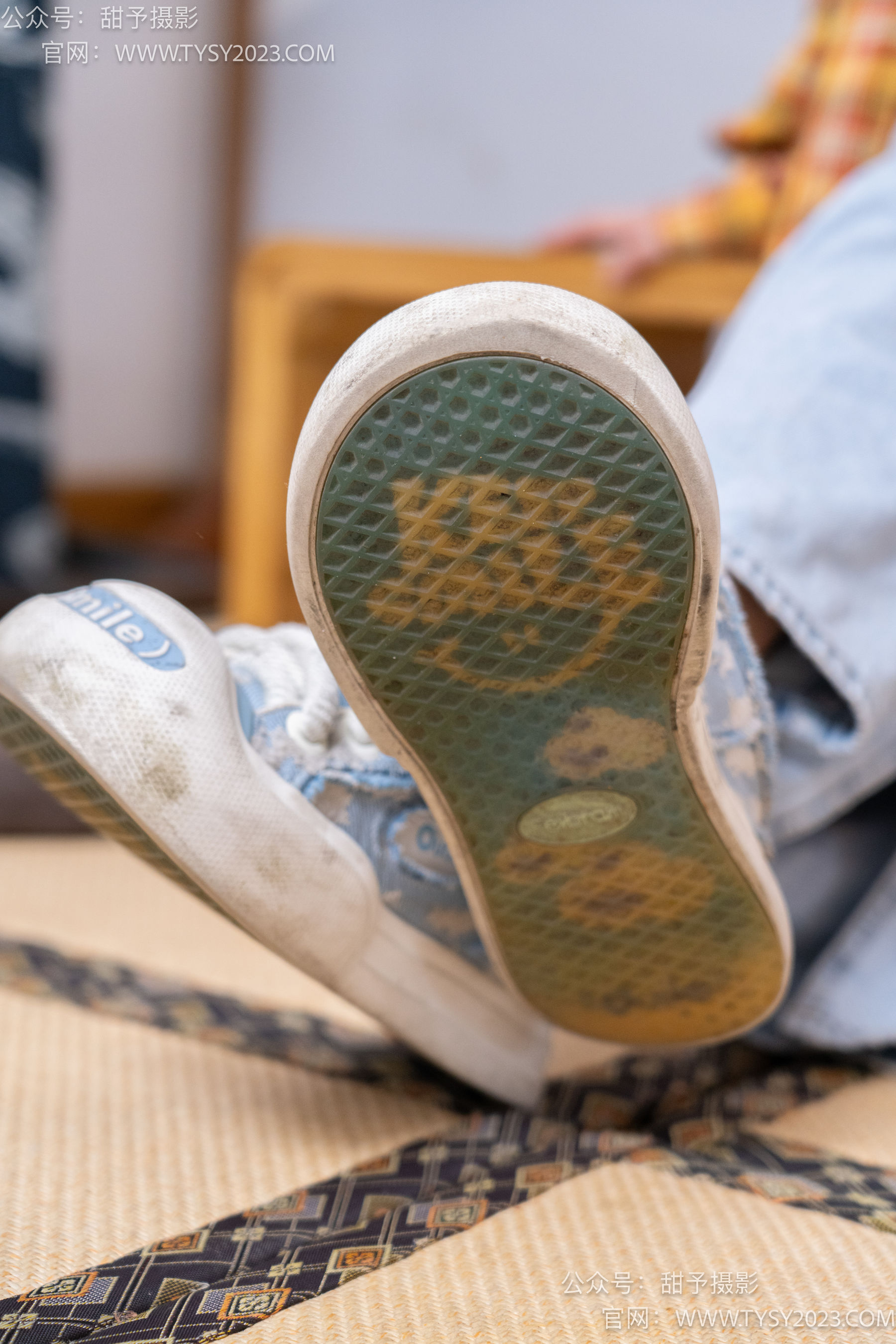 甜予摄影 No.078 雪梨 -帆布鞋、白棉袜、裸足/(140P)