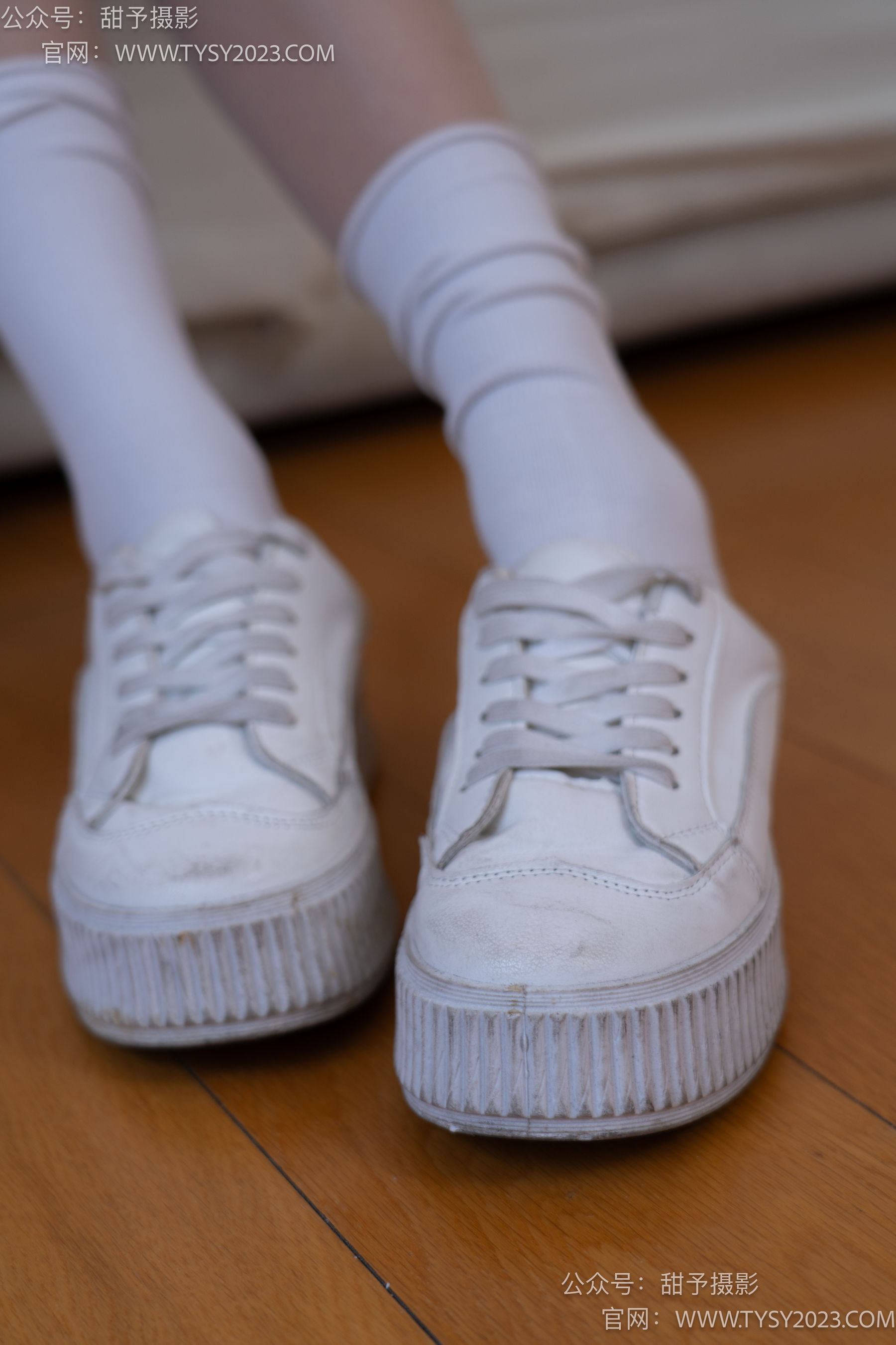 甜予摄影 No.096 澜澜 -板鞋、白棉袜、肉丝（脚尖加固款）/(130P)