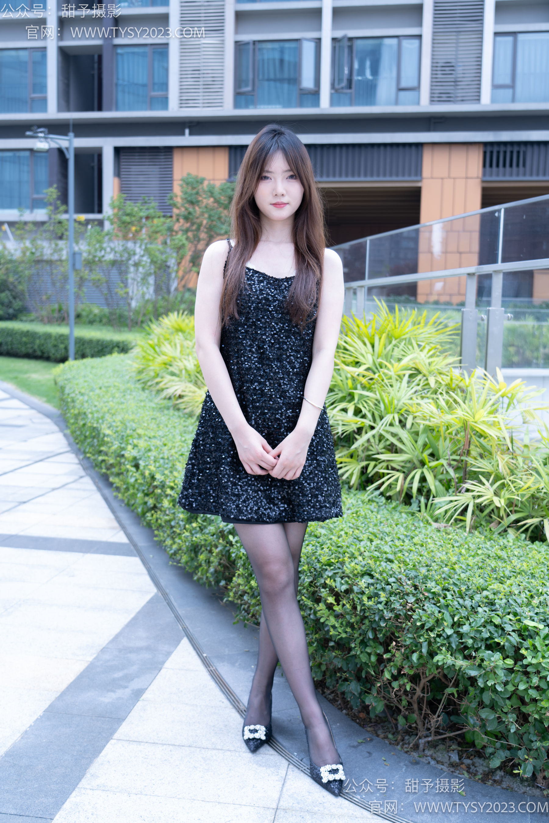 甜予摄影 No.086 璇璇 -高跟鞋、油亮黑丝/(153P)