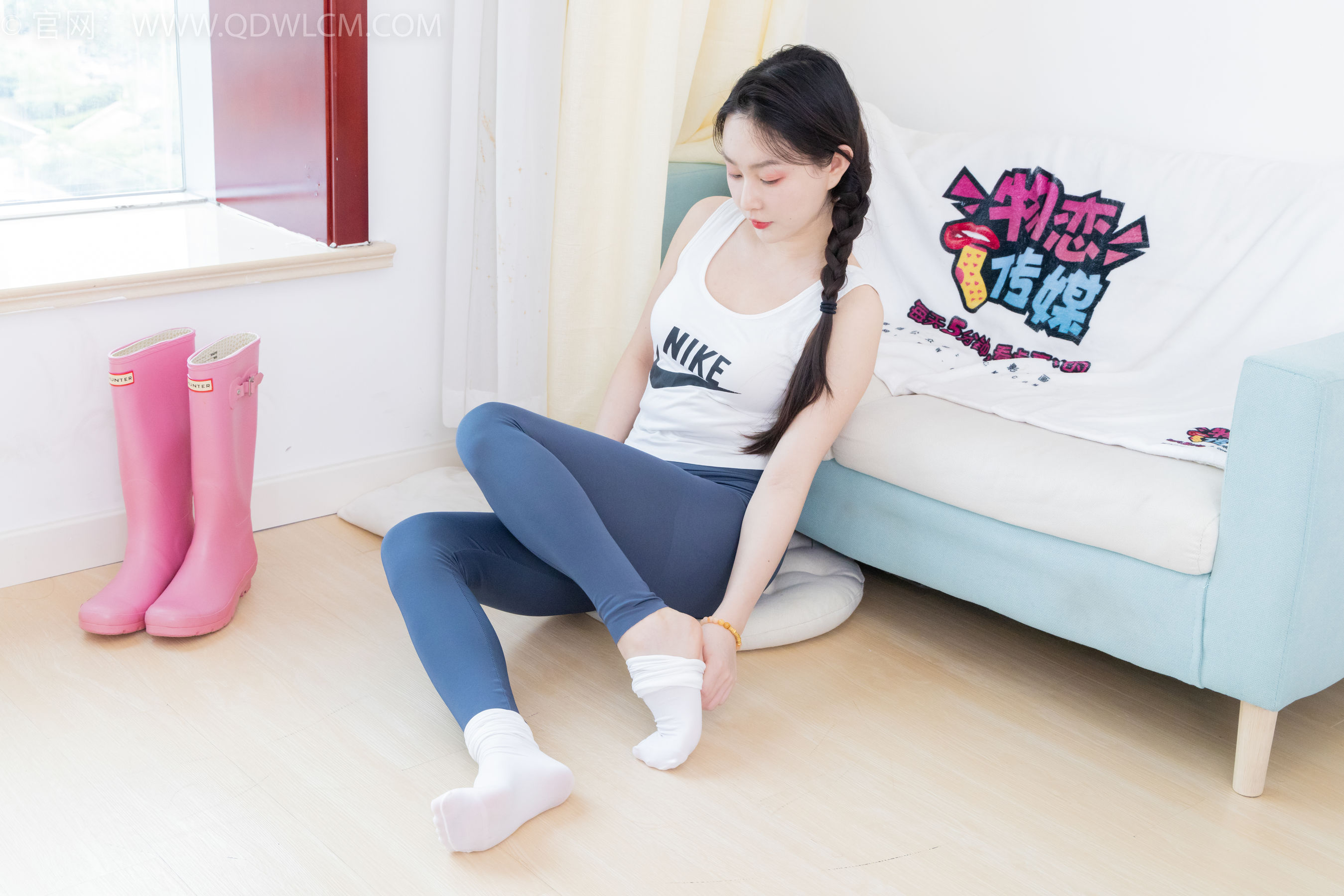 物恋传媒 No.2175 美兔 -一缕夕阳/(210P)