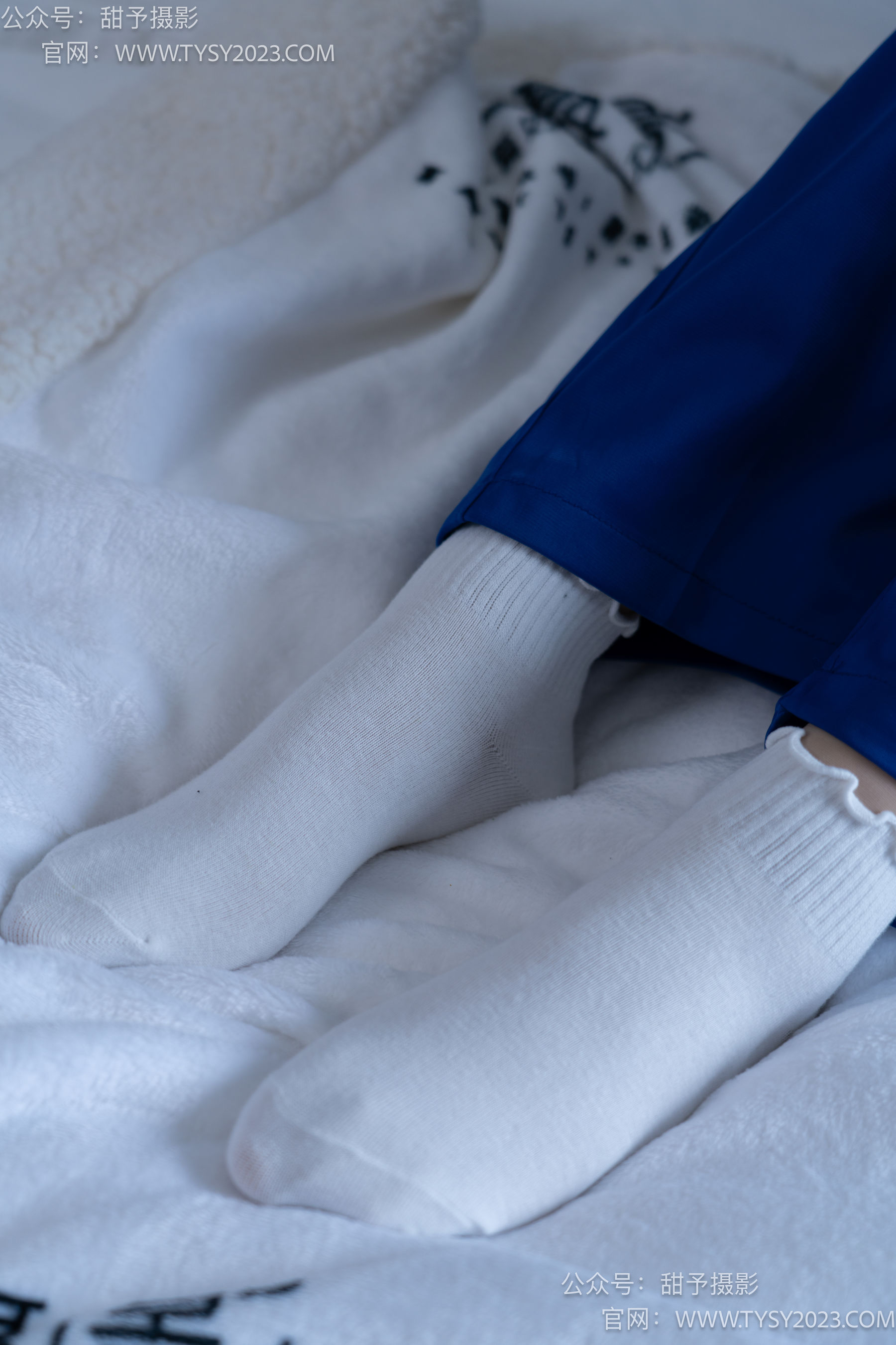 甜予摄影 No.098 璇璇 -校服、板鞋、白棉袜、肉丝（脚尖加固款）/(135P)