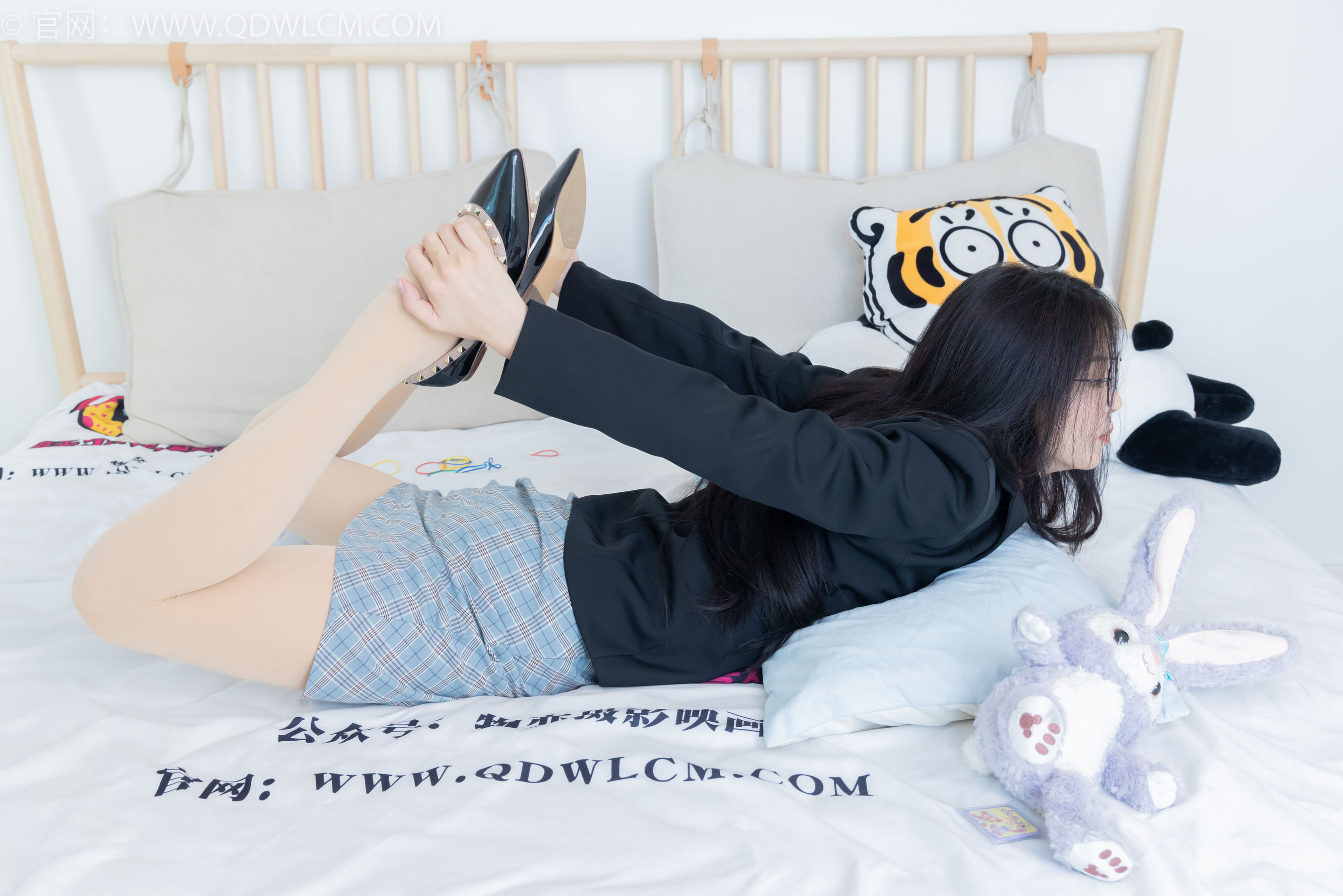 物恋传媒 No.2172 茯苓 -未尽的故事/(150P)