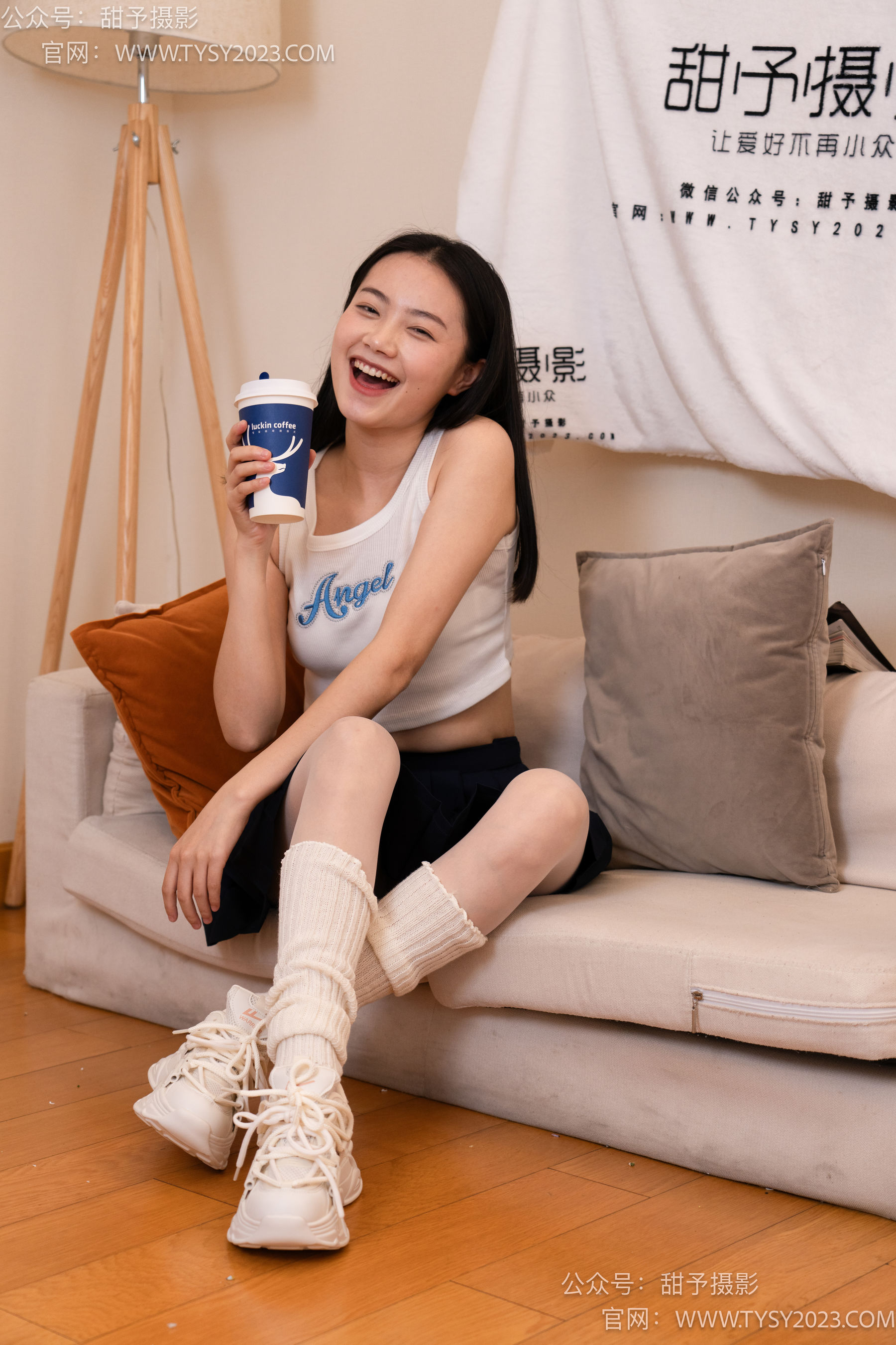 甜予摄影 No.097 齐齐 -运动鞋、薄白丝（脚尖加固款）/(125P)