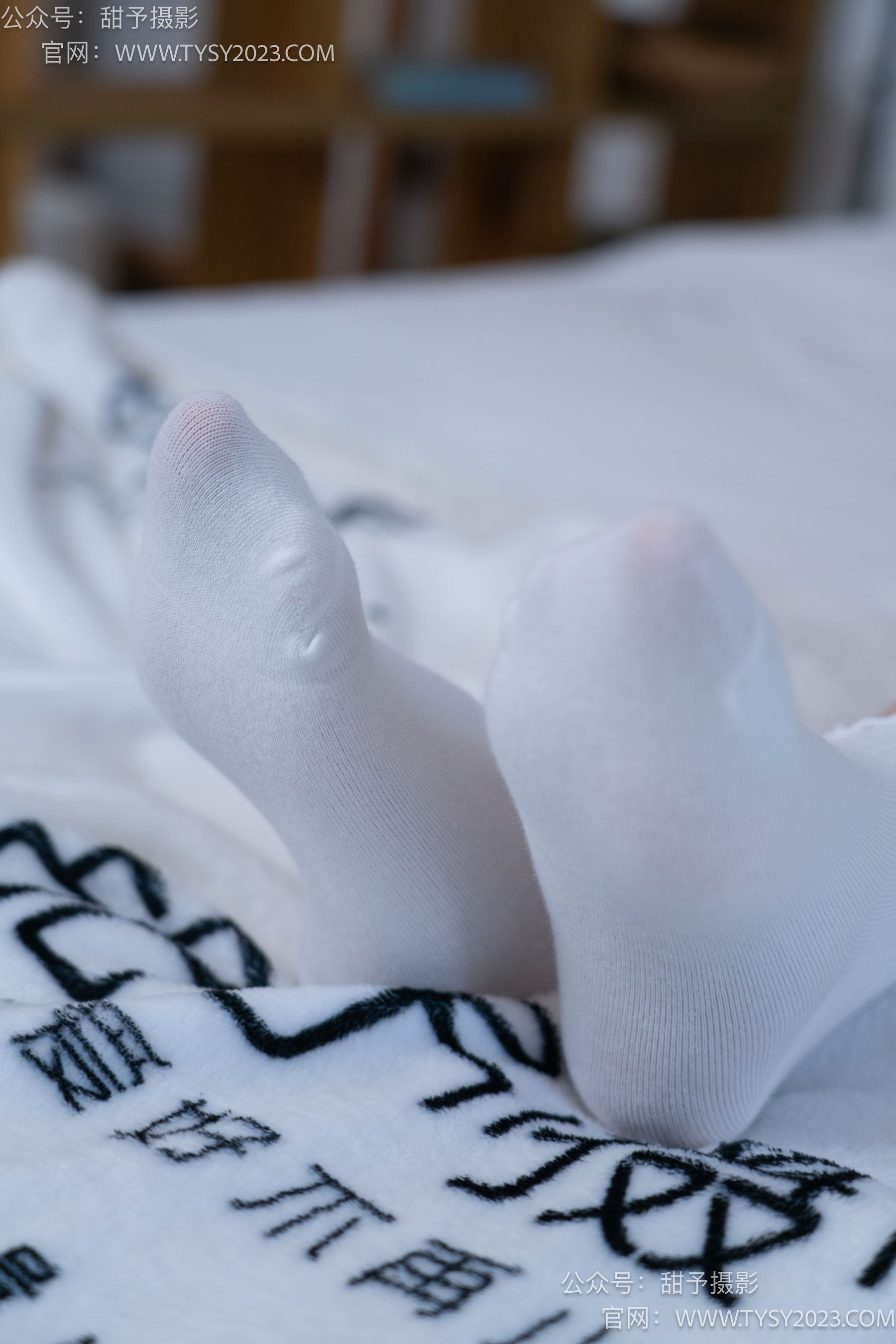 甜予摄影 No.083 璇璇 -运动鞋、白棉袜、裸足/(133P)