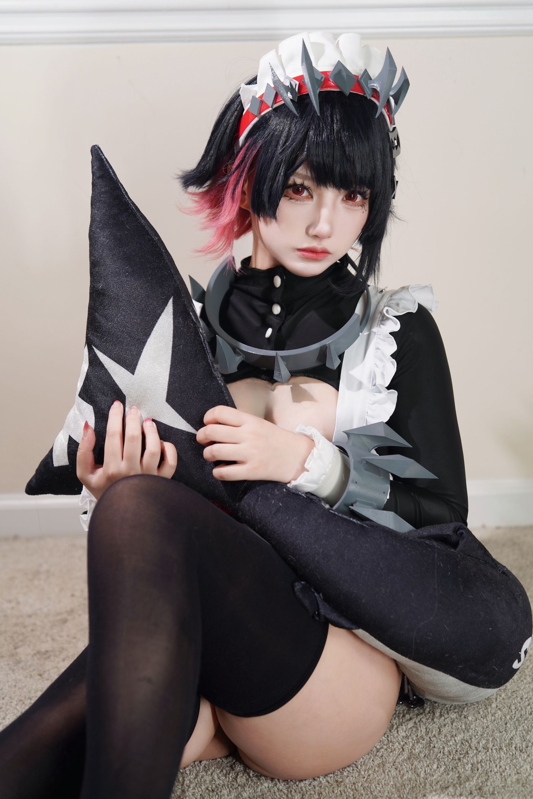 狐洛洛子 - 鲨鱼妹 女仆/(40P)