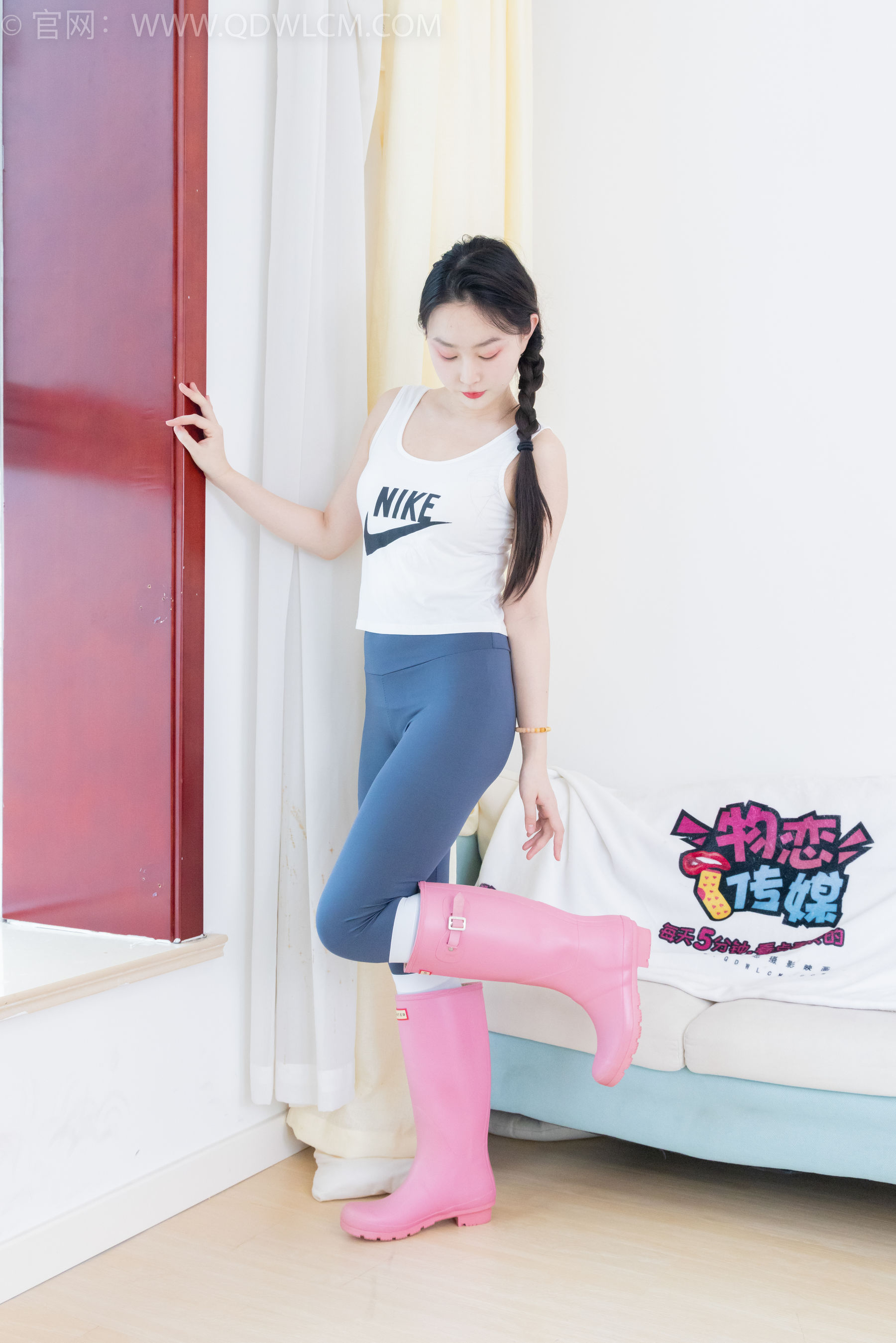 物恋传媒 No.2175 美兔 -一缕夕阳/(210P)