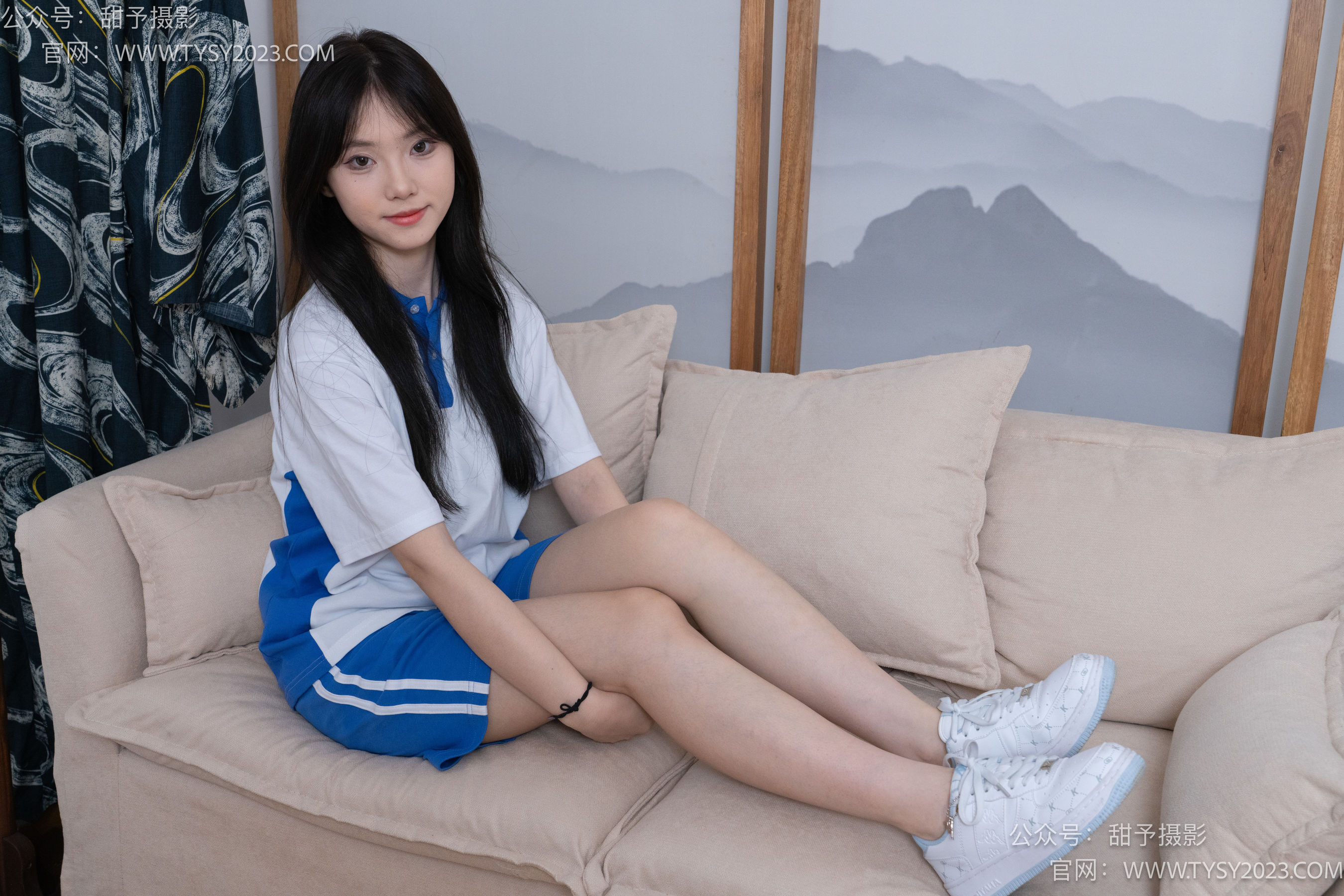 甜予摄影 No.080 璇璇 -校服、板鞋、裸足、光脚踩小西红柿葡萄的剧情/(128P)