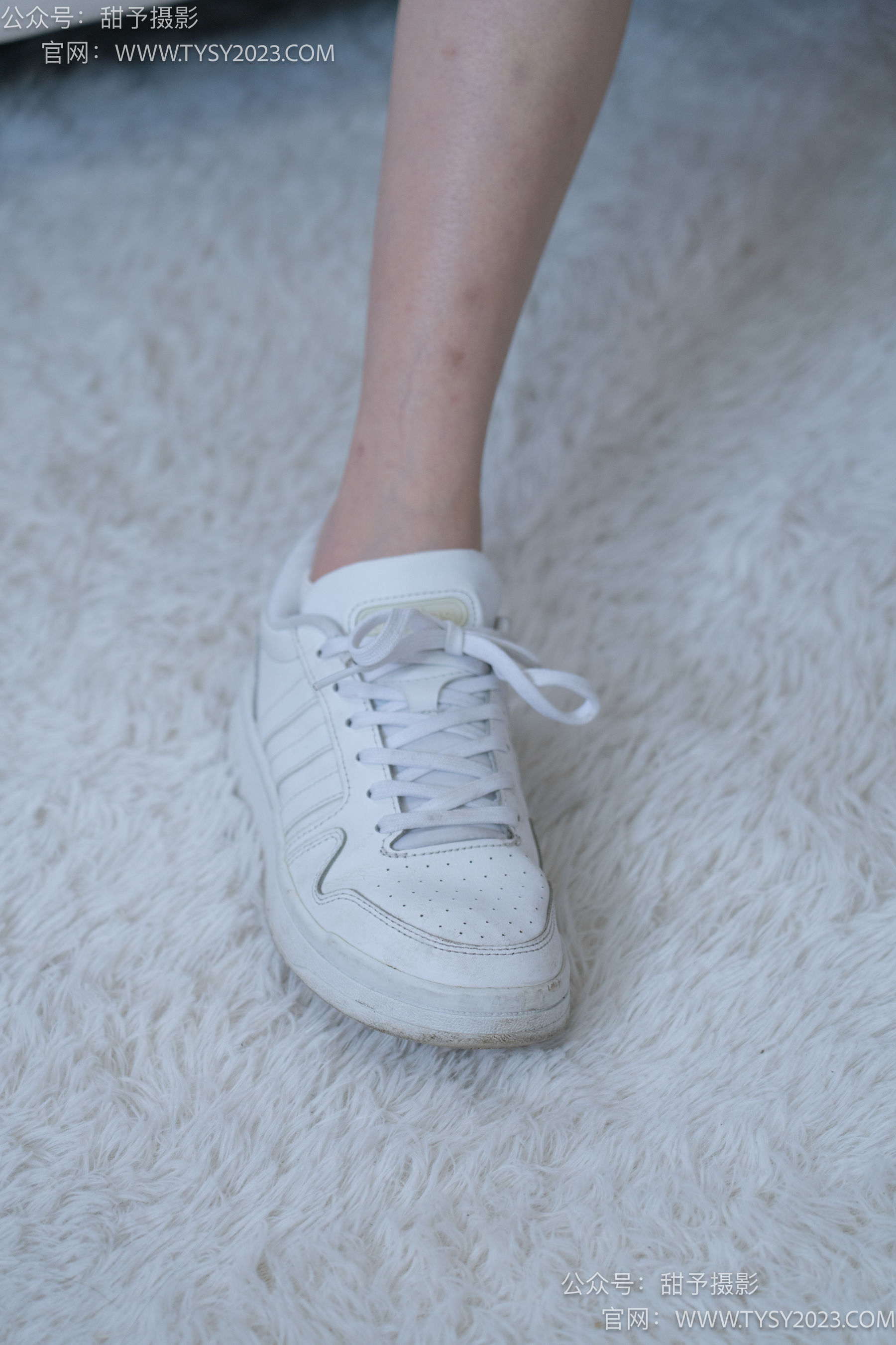 甜予摄影 No.087 静静 -板鞋、白棉袜、裸足/(106P)
