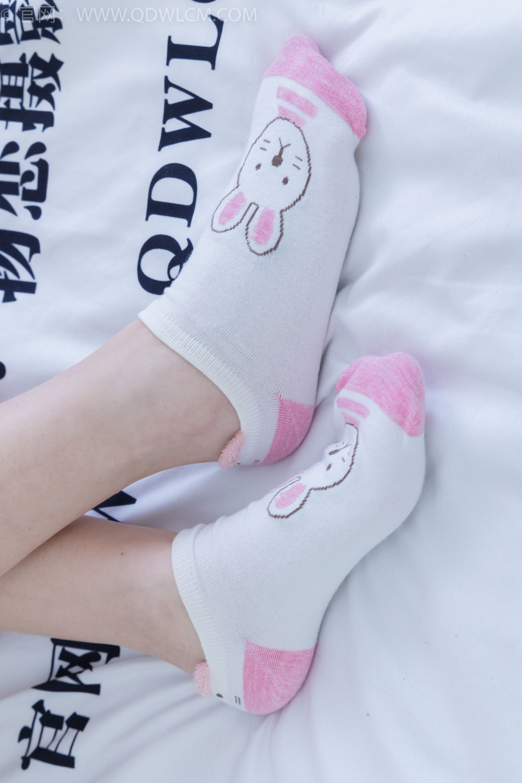 物恋传媒 No.2176 闪闪 -牵你的手/(180P)