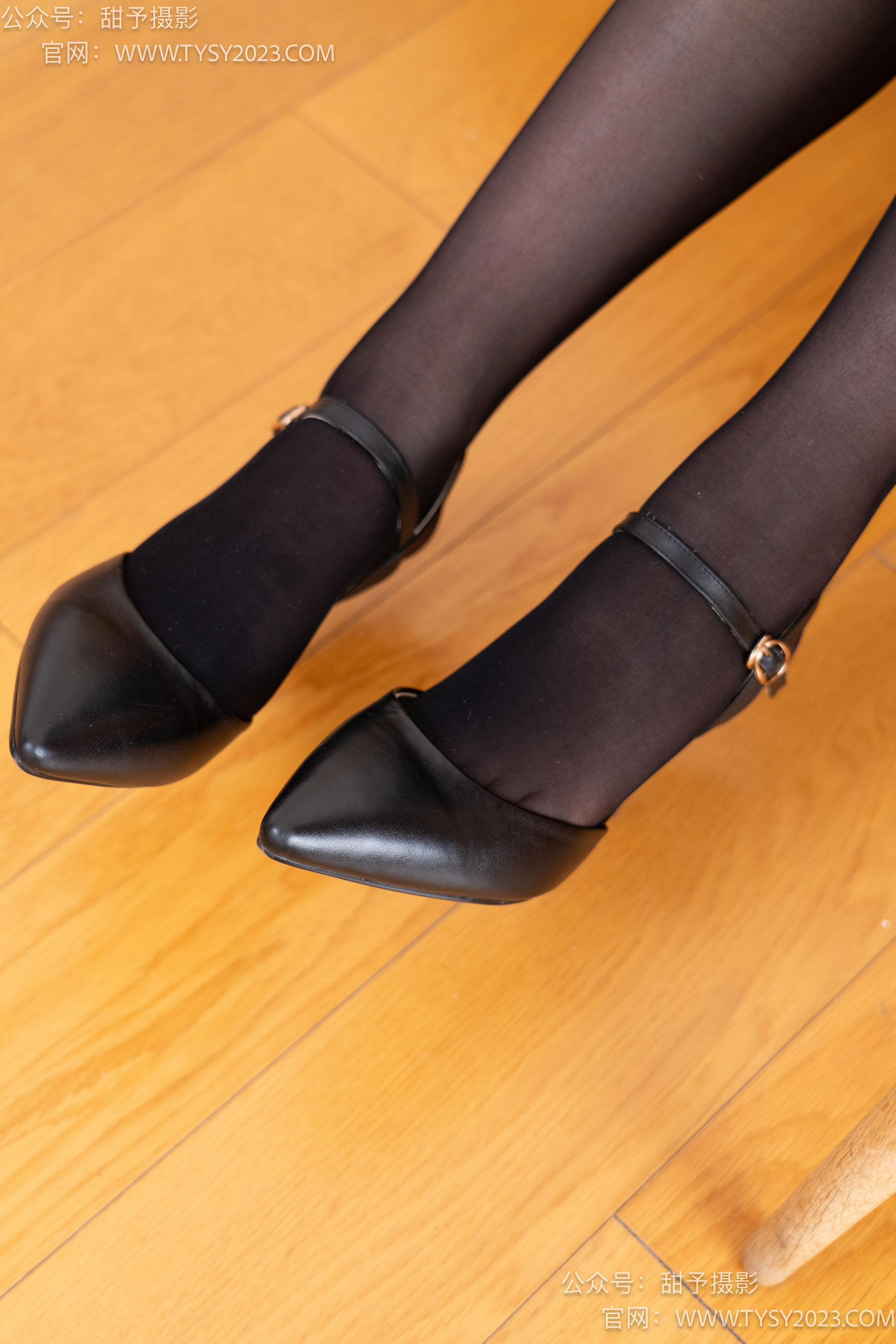 甜予摄影 No.077 璇璇 -JK制服、凉爽高跟鞋、嘿丝（脚尖透明款）、小人国剧情/(128P)