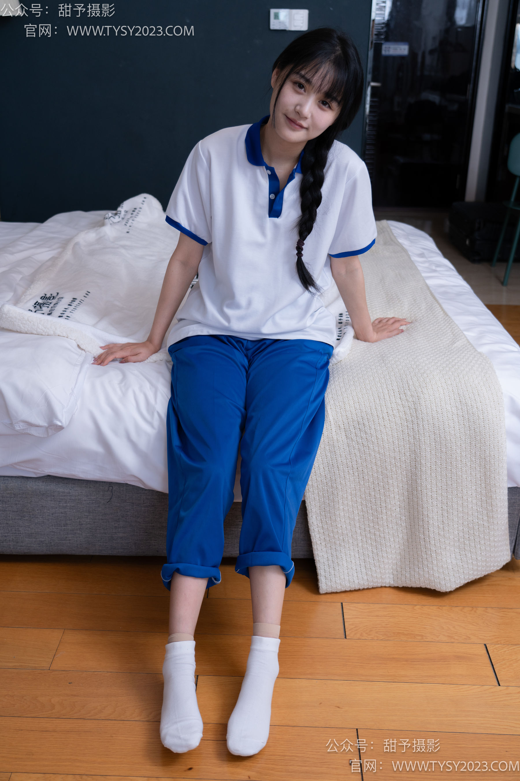 甜予摄影 No.091 澜澜 -校服、白布鞋、板鞋、白棉袜、短肉丝、裸足/(135P)