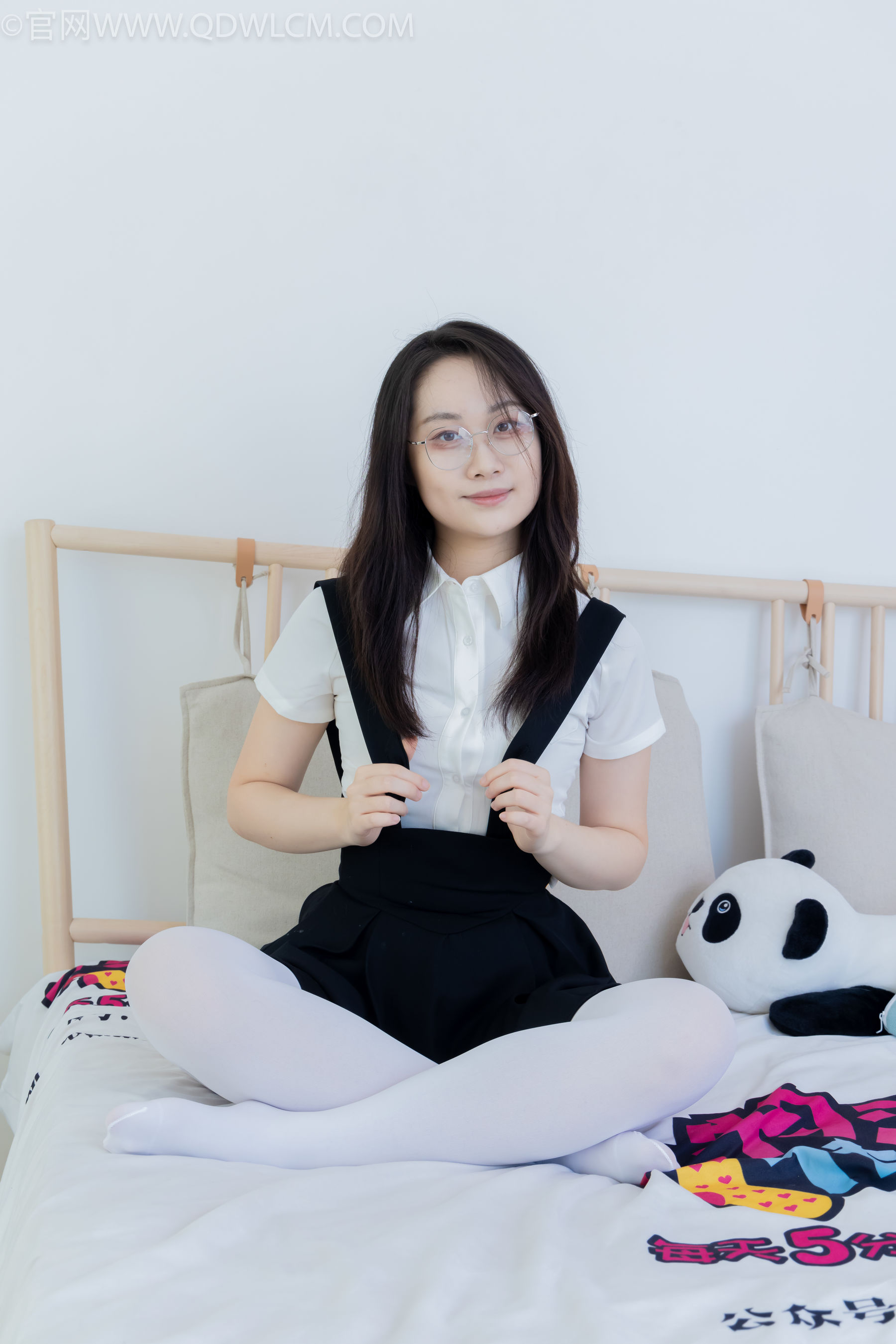 物恋传媒 No.2148 小新 -冷暖交织/(153P)