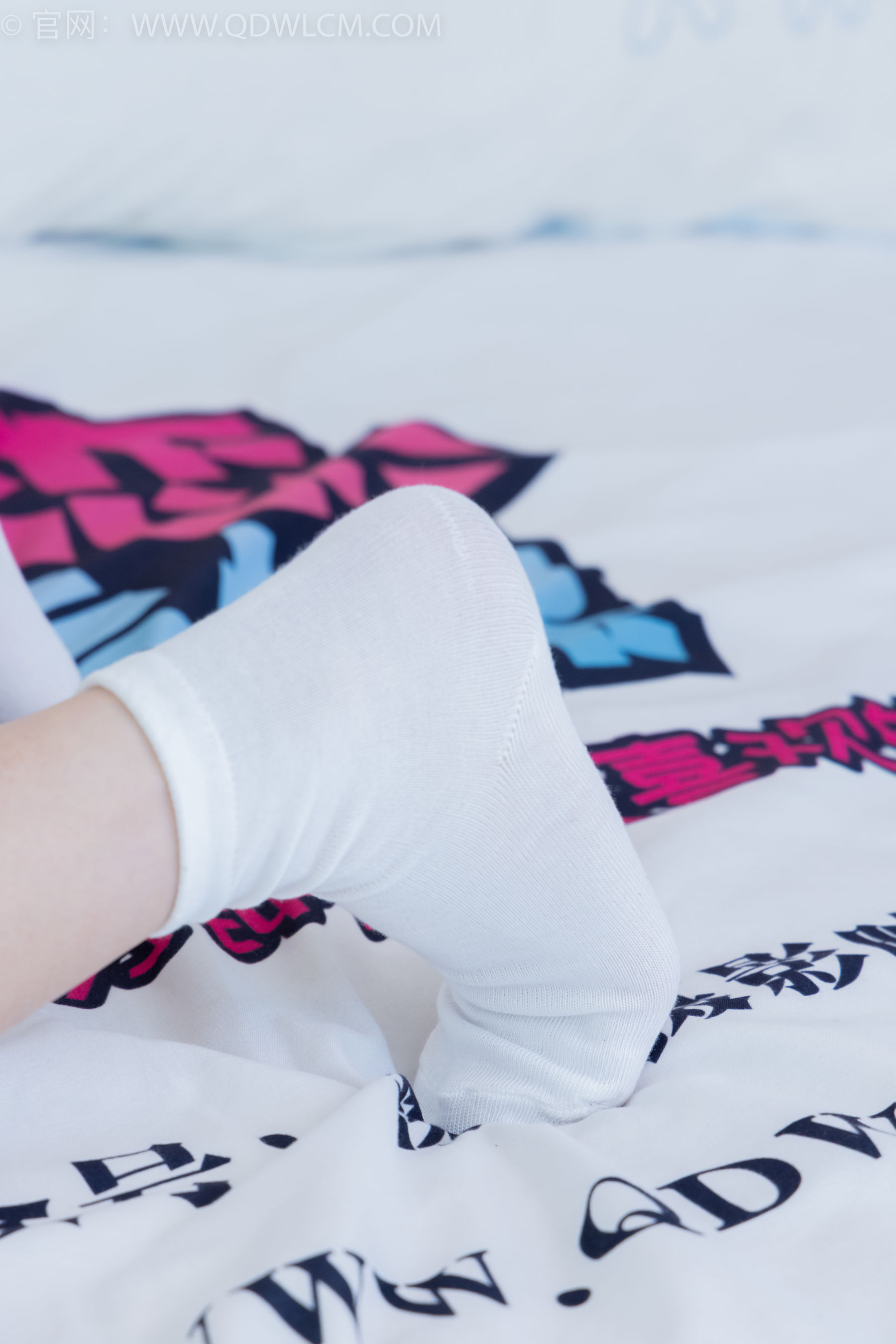 物恋传媒 No.2154 樱桃 -遥望云端/(150P)