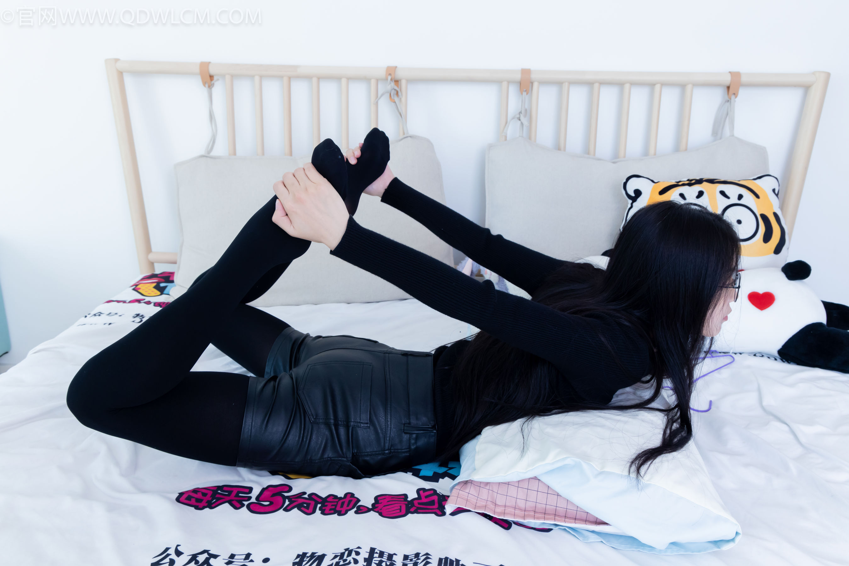 物恋传媒 No.2139 茯苓 -夜月/(165P)