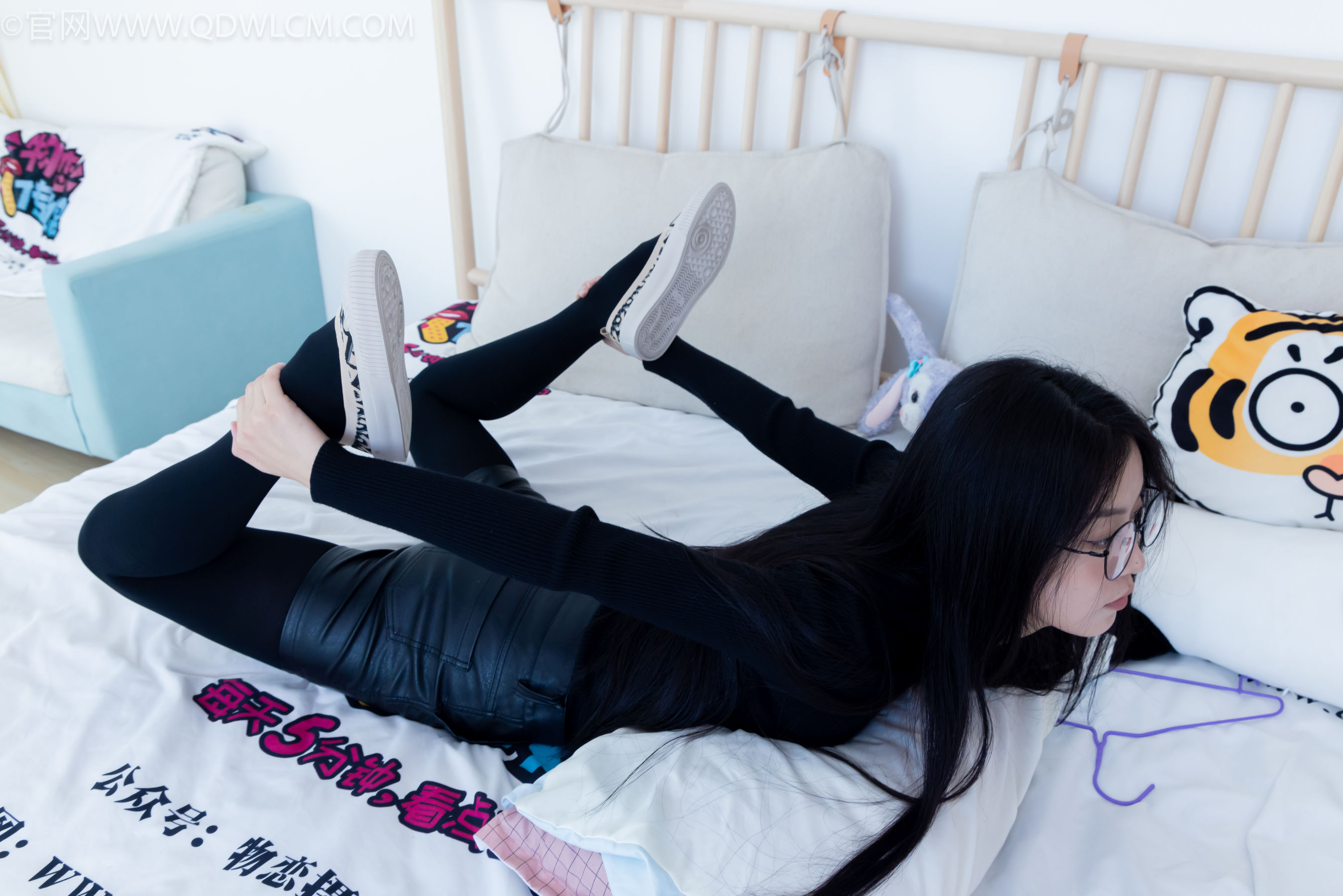 物恋传媒 No.2139 茯苓 -夜月/(165P)