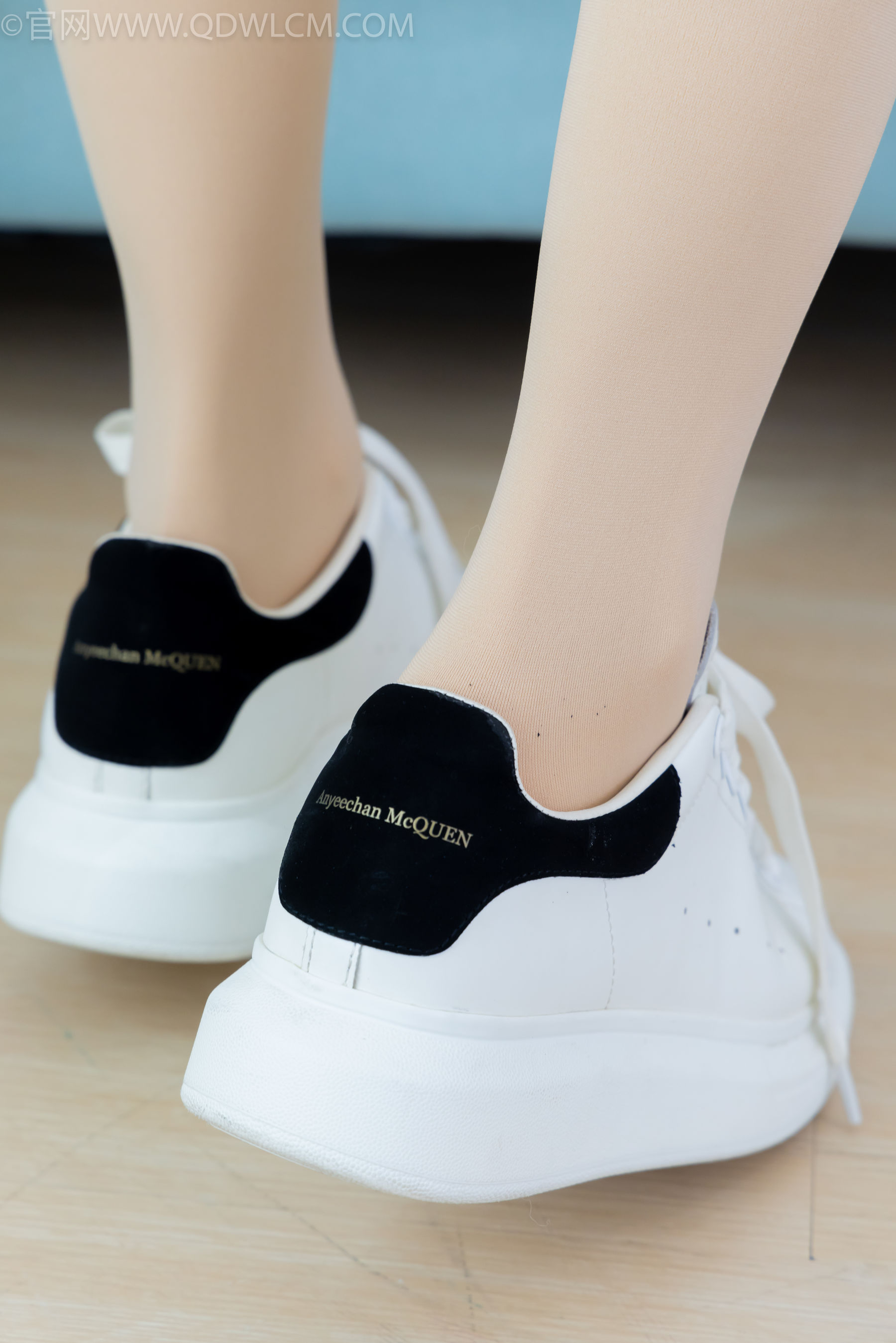 物恋传媒 No.2160 菜菜 -秋意阑珊/(187P)