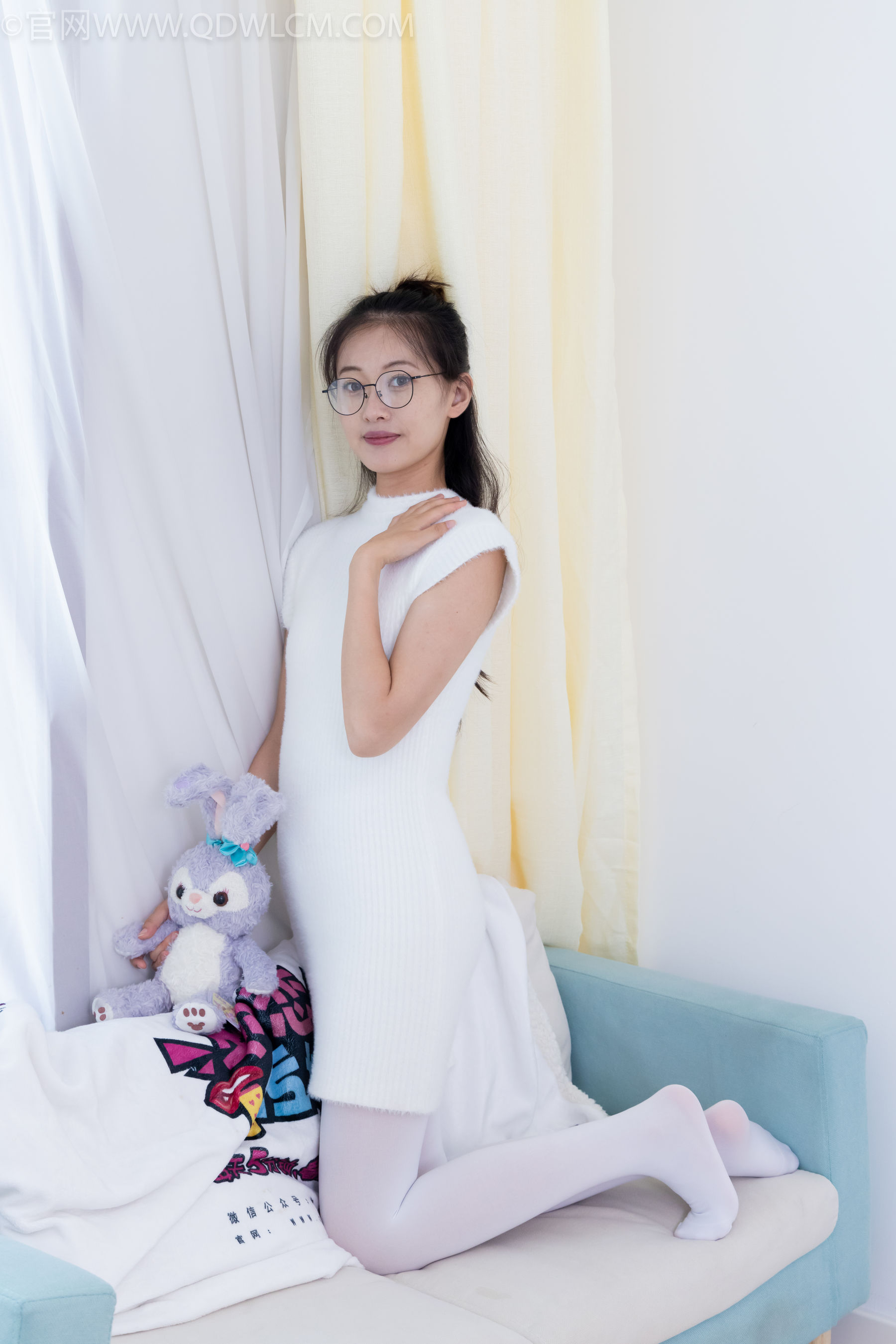 物恋传媒 No.2144 小优 -风吹叶落/(156P)