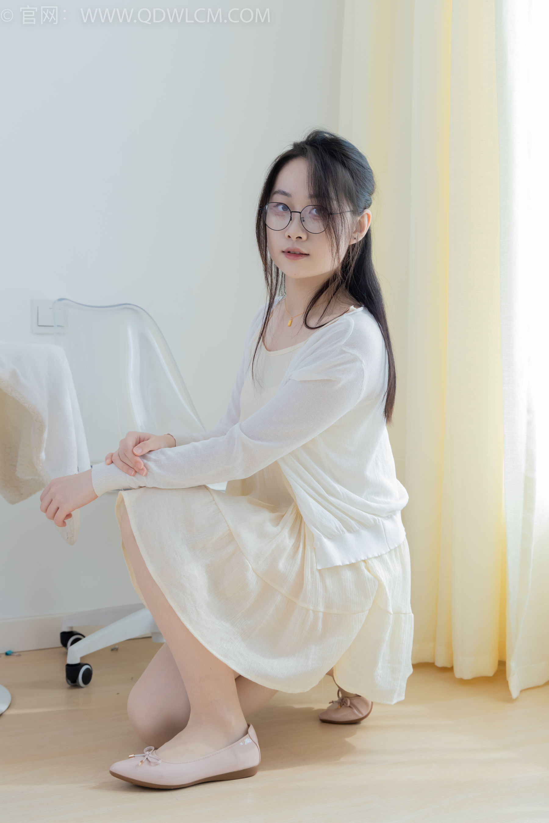 物恋传媒 No.2155 小新 -足够的勇气/(150P)