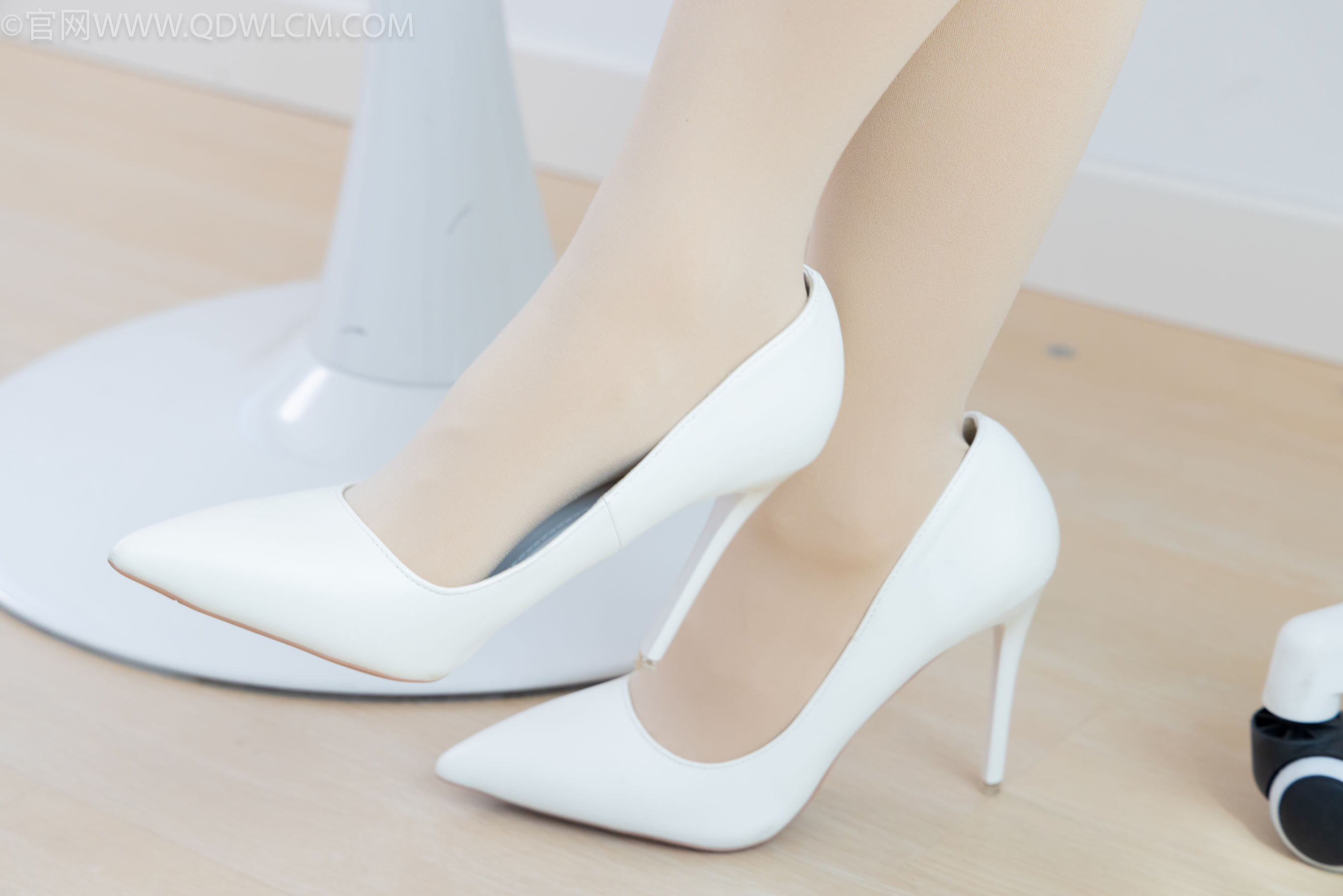 物恋传媒 No.2160 菜菜 -秋意阑珊/(187P)