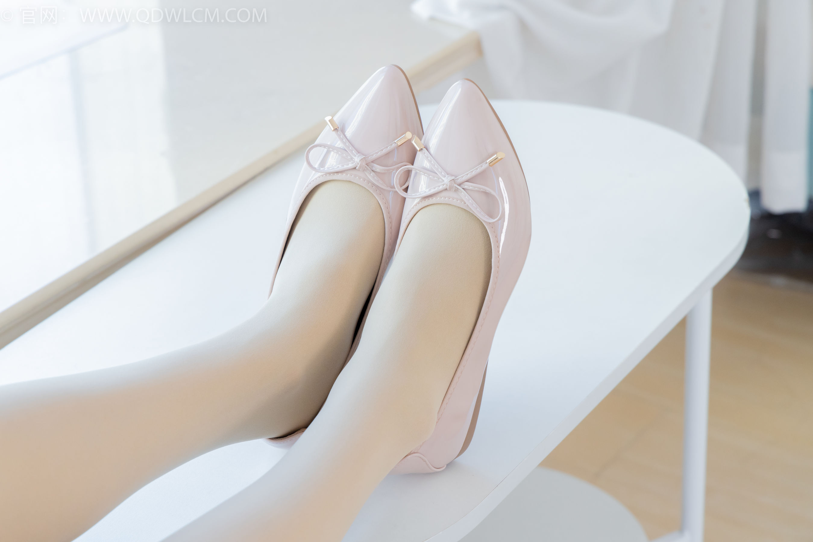 物恋传媒 No.2157 茯苓 -明亮而不刺眼/(150P)