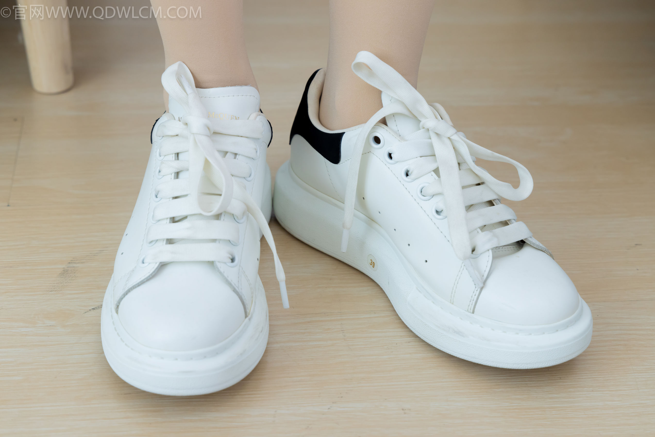 物恋传媒 No.2160 菜菜 -秋意阑珊/(187P)