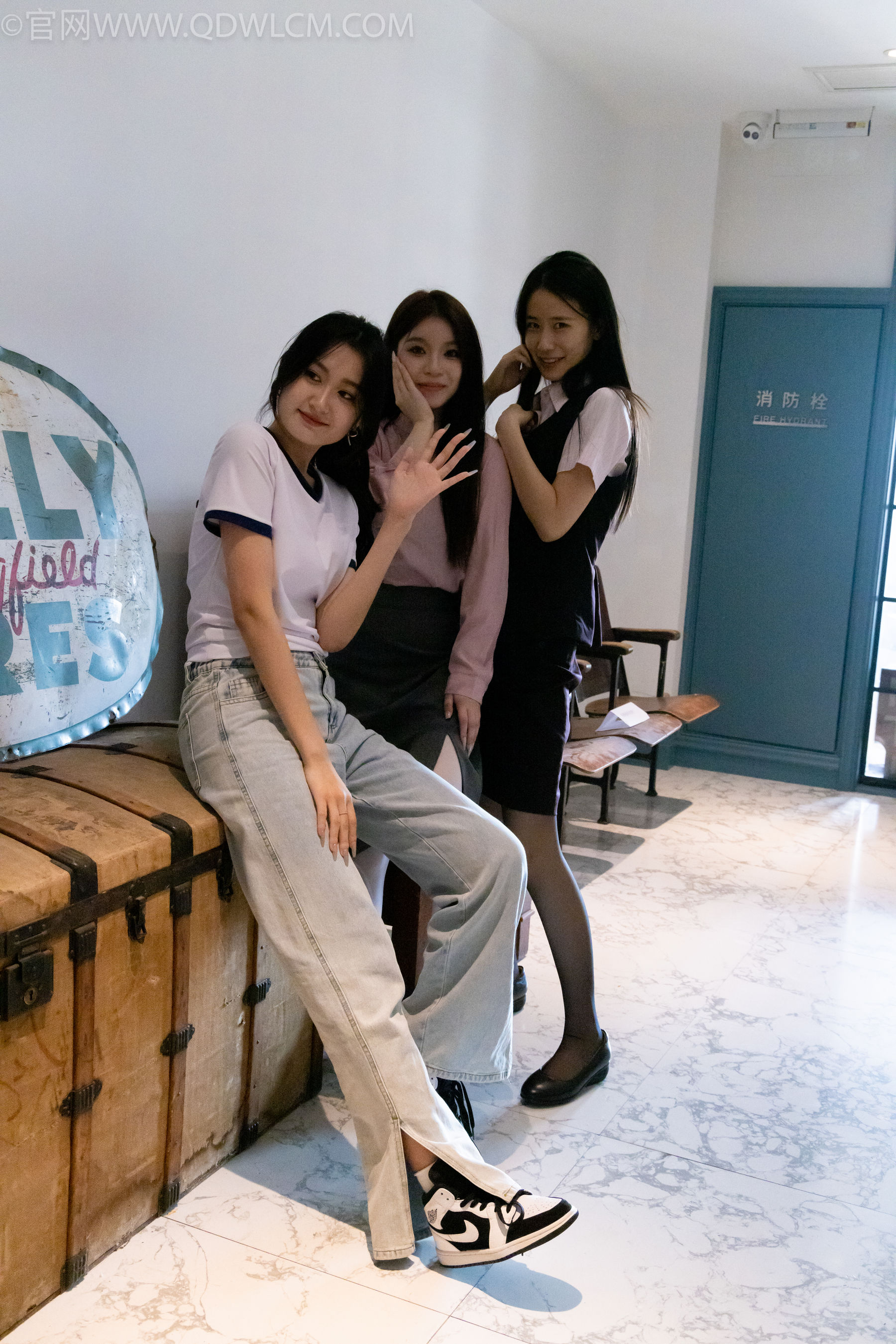 物恋传媒 No.2143 菜菜&小敏&闪闪 -秋日温情/(177P)