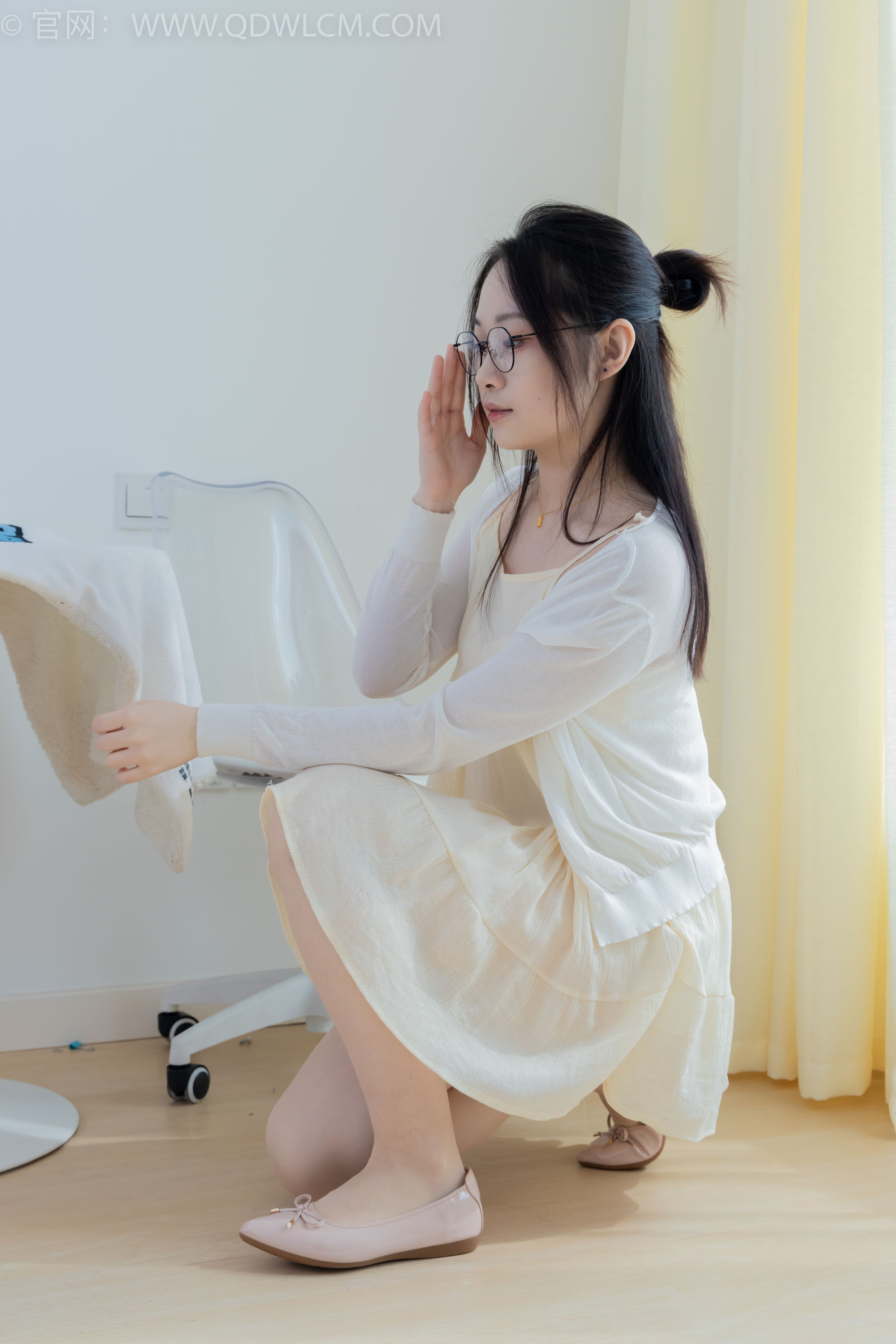 物恋传媒 No.2155 小新 -足够的勇气/(150P)