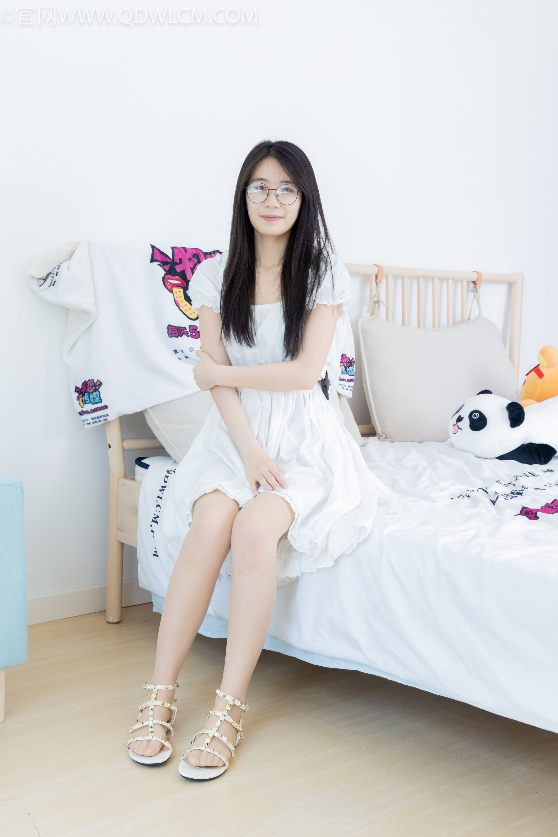 物恋传媒 No.2171 菜菜 -宇宙的黄昏/(153P)