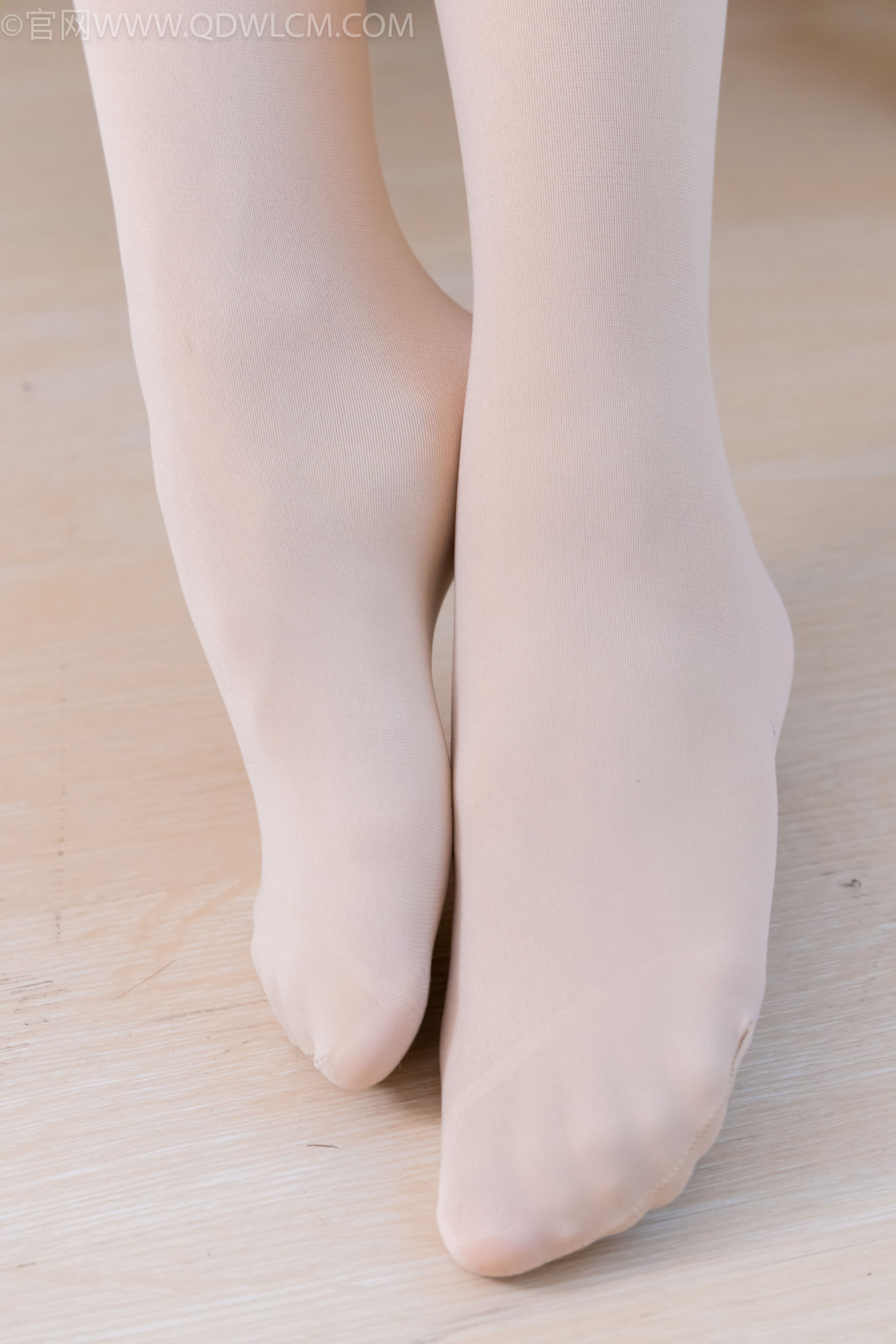 物恋传媒 No.2168 小影 -优雅时刻/(159P)