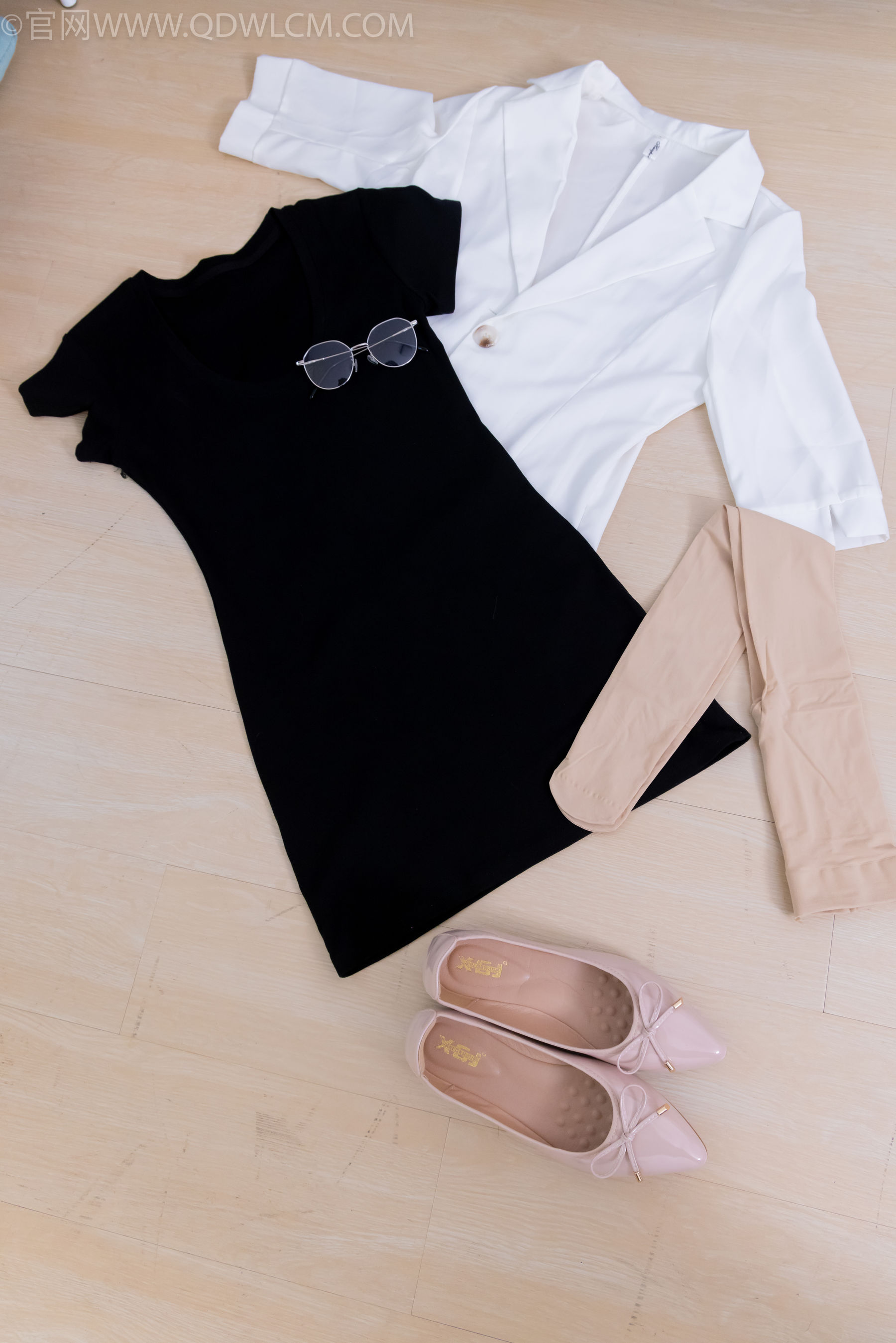 物恋传媒 No.2168 小影 -优雅时刻/(159P)