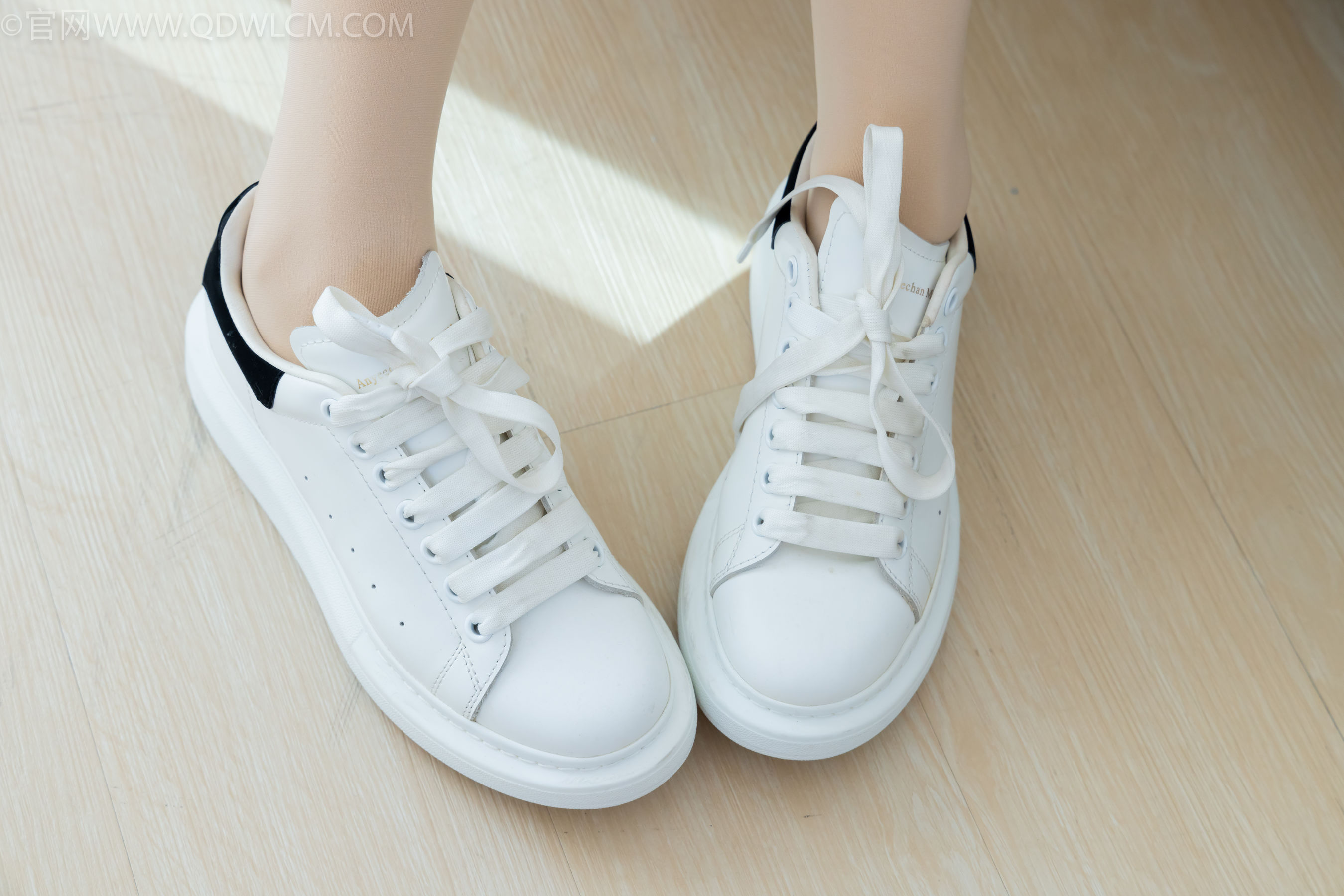 物恋传媒 No.2160 菜菜 -秋意阑珊/(187P)