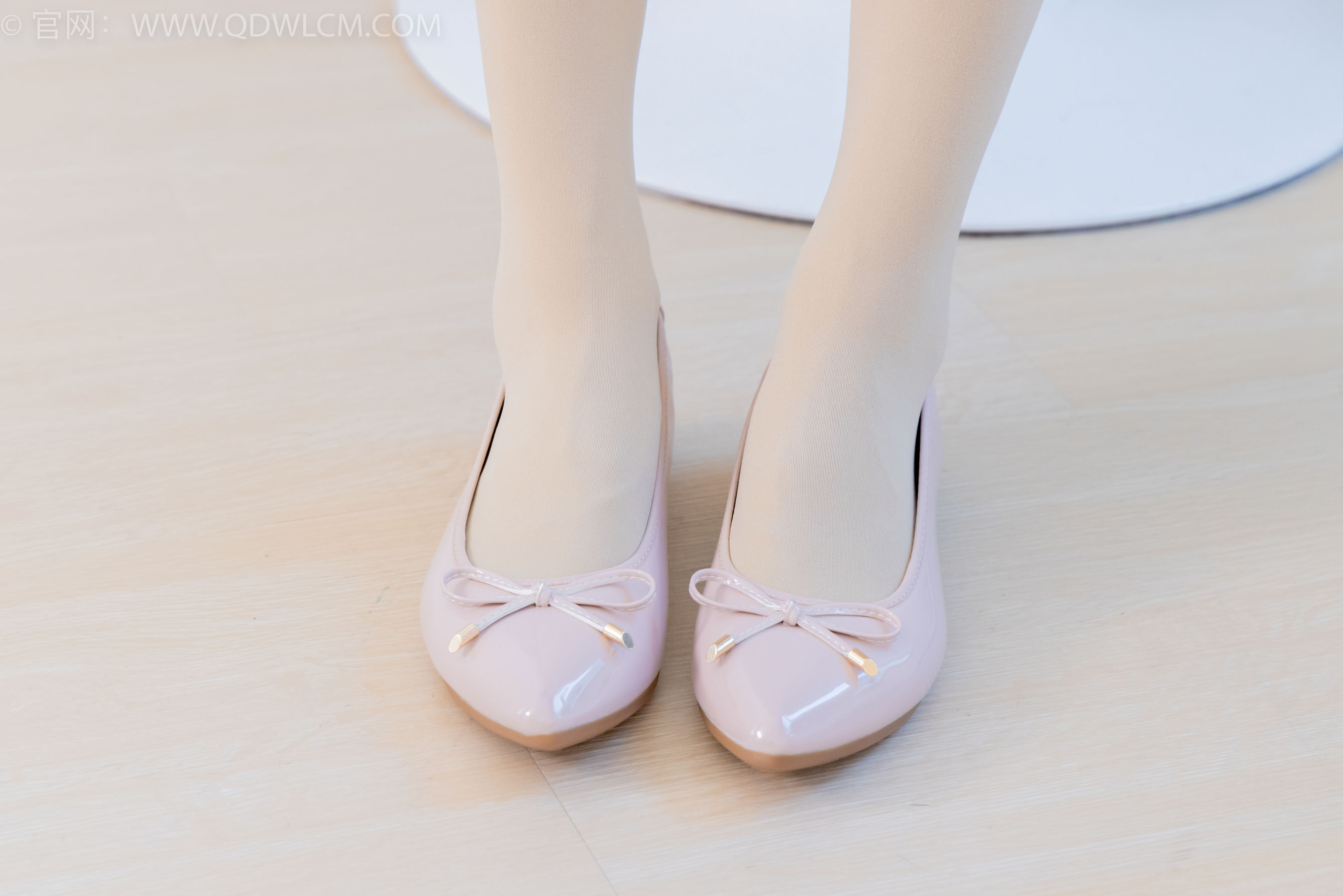 物恋传媒 No.2157 茯苓 -明亮而不刺眼/(150P)