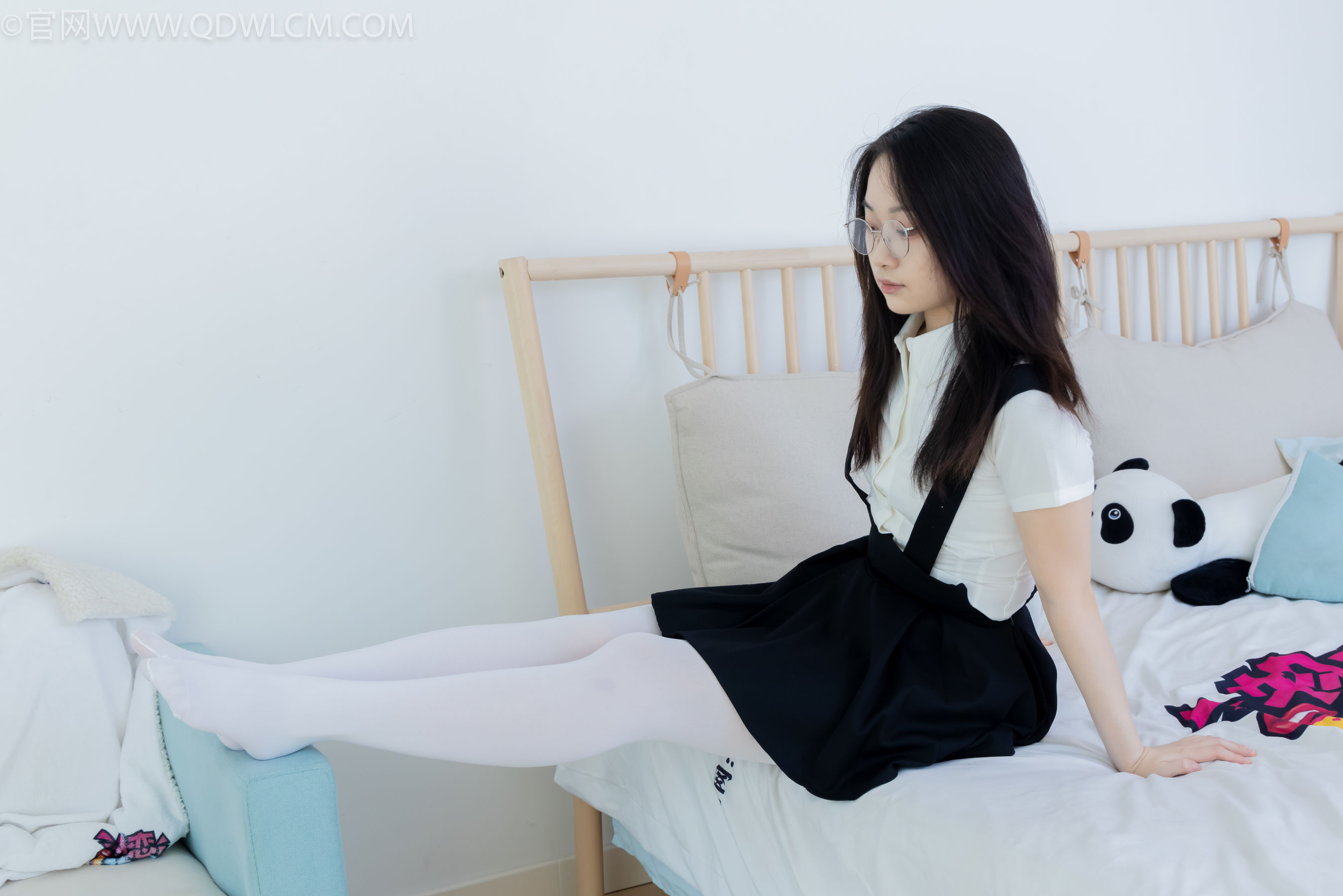 物恋传媒 No.2148 小新 -冷暖交织/(153P)