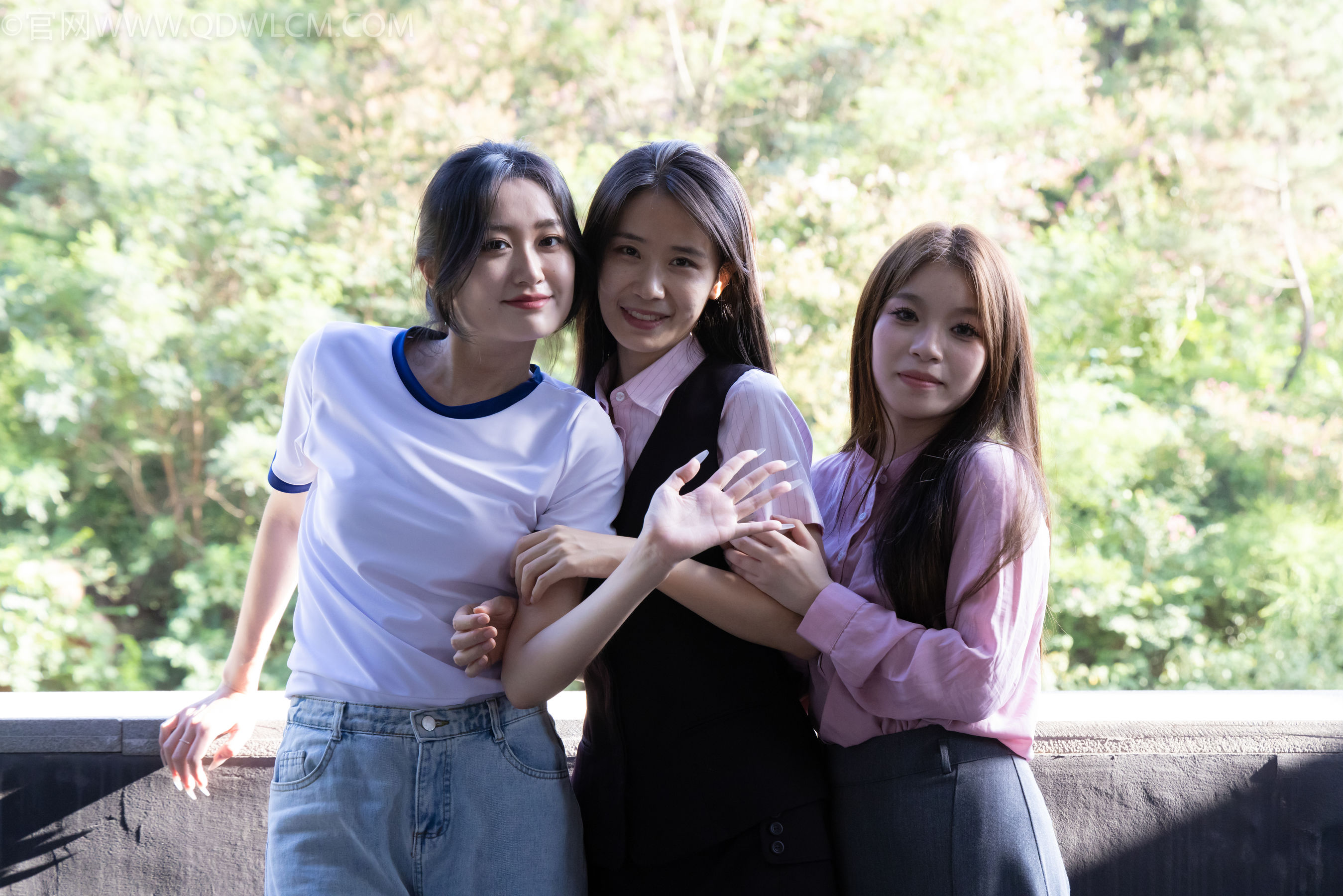 物恋传媒 No.2143 菜菜&小敏&闪闪 -秋日温情/(177P)