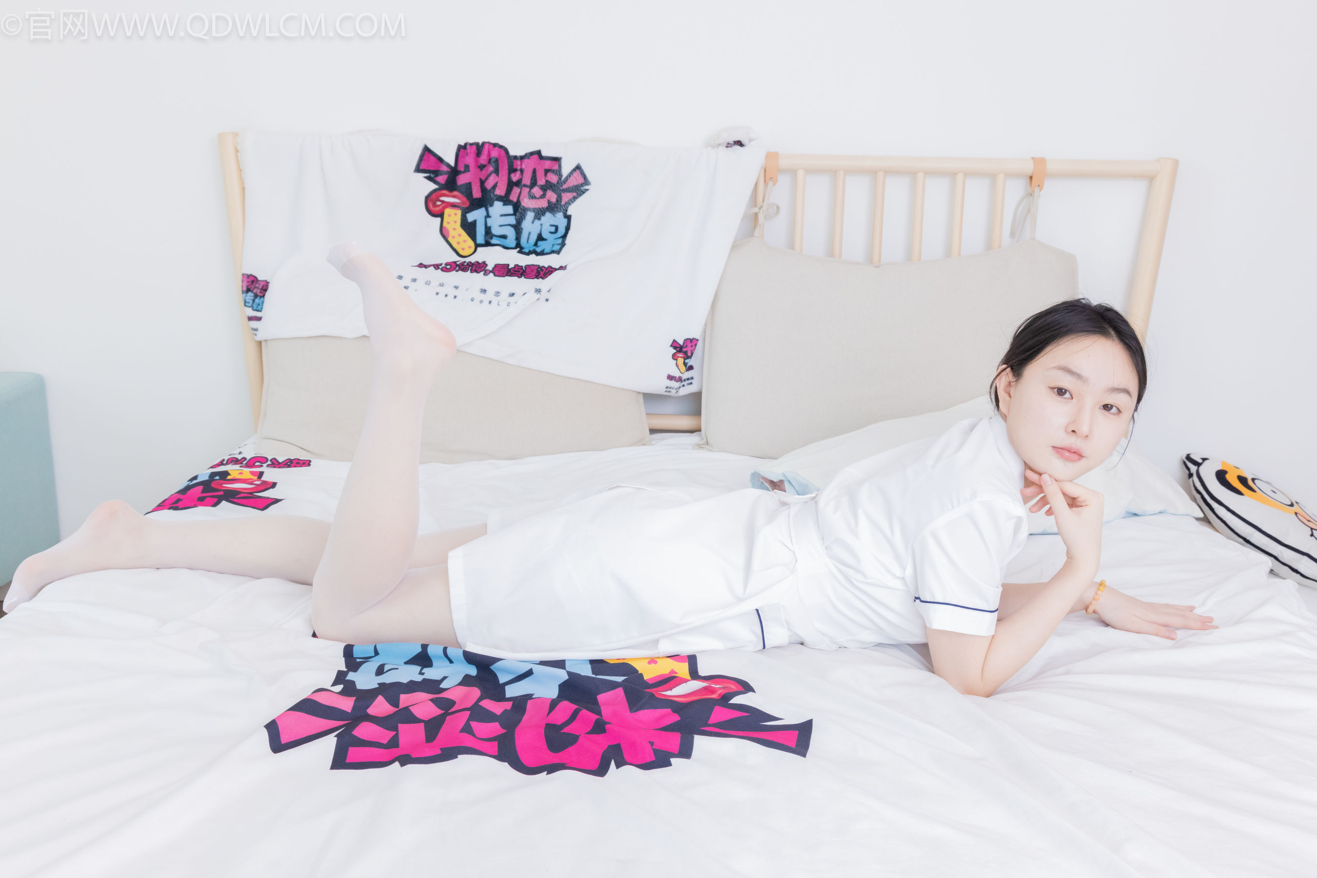 物恋传媒 No.2142 美兔 -纯与白/(150P)