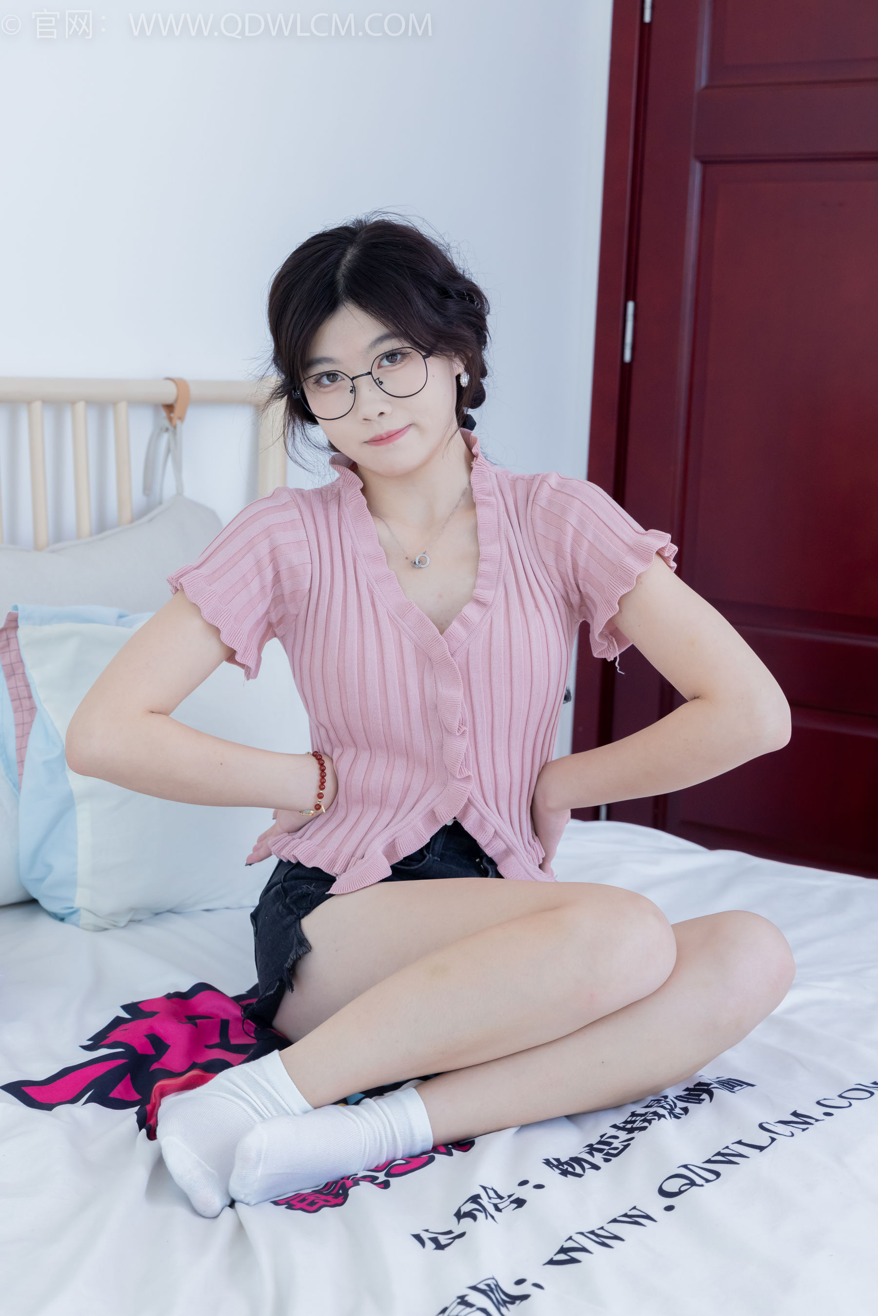 物恋传媒 No.2154 樱桃 -遥望云端/(150P)