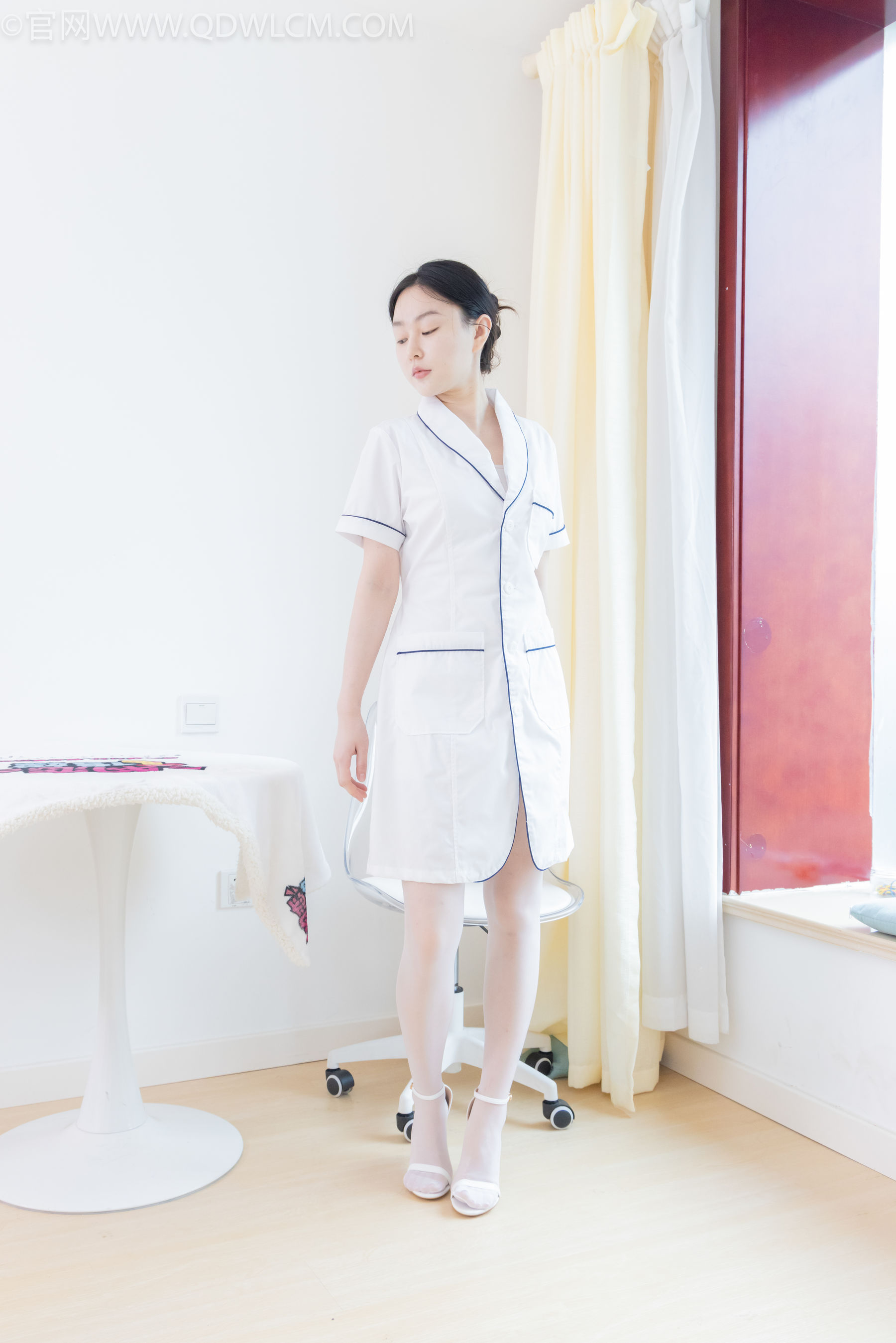 物恋传媒 No.2142 美兔 -纯与白/(150P)