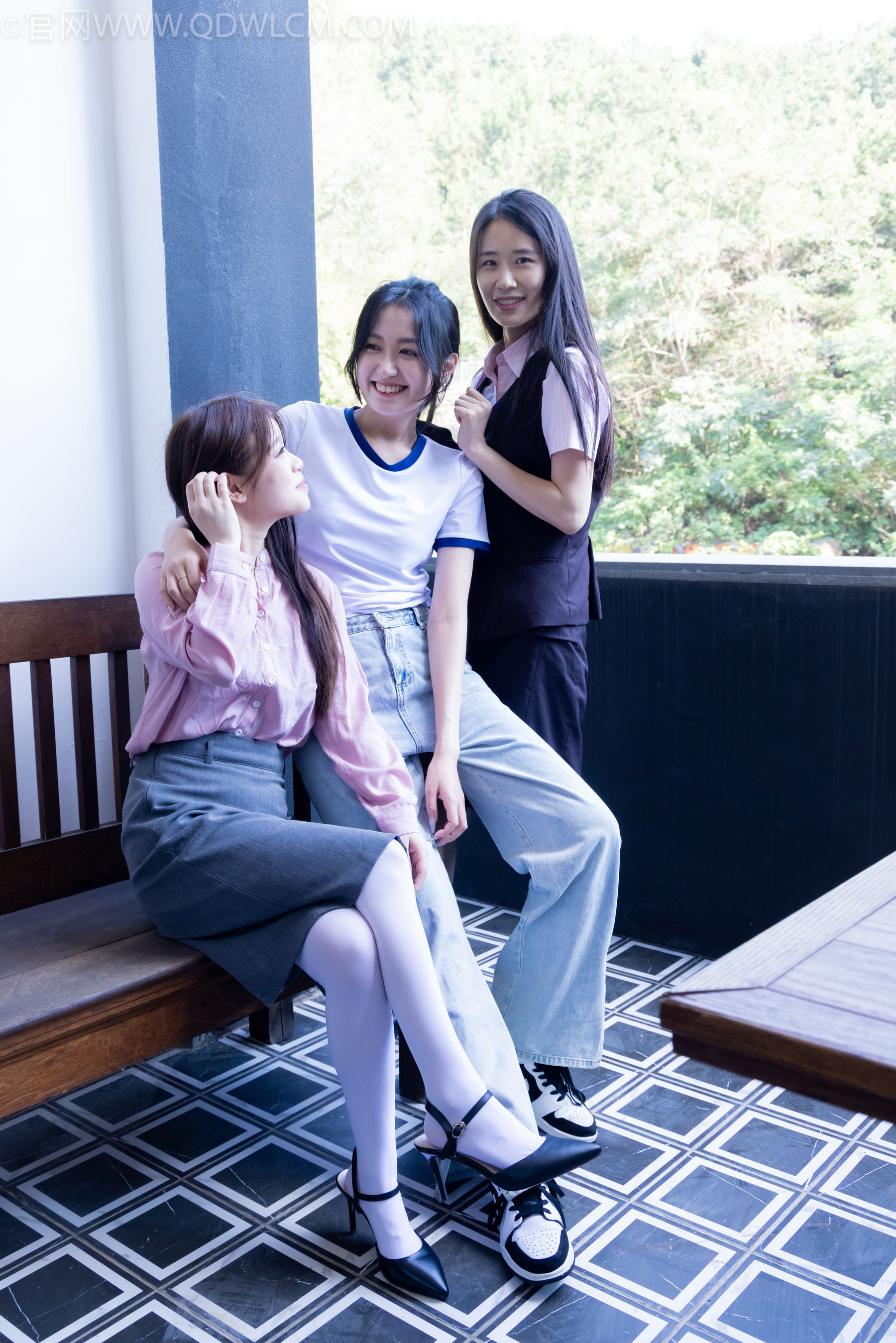 物恋传媒 No.2143 菜菜&小敏&闪闪 -秋日温情/(177P)